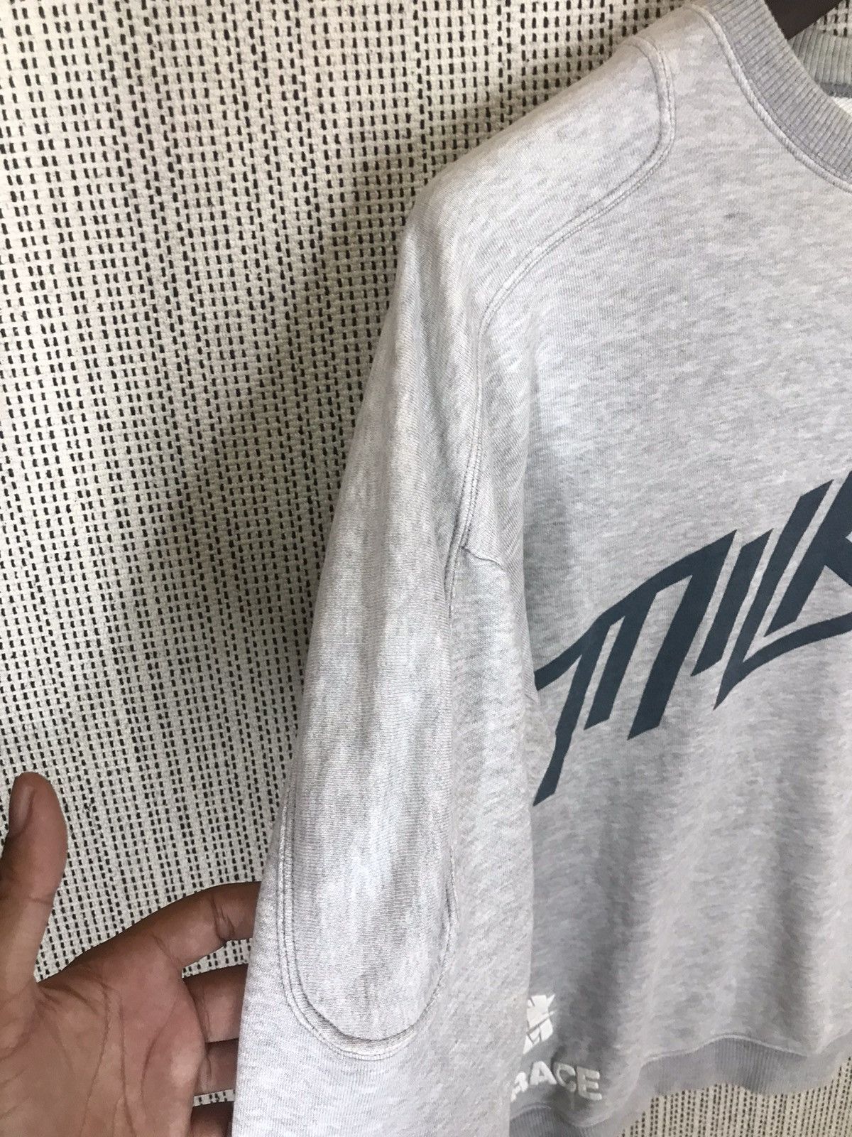 20471120 × Beauty Beast × Japanese Brand 🔥STEALS🔥VINTAGE 90s MILKBOY SWEATSHIRT SPELLOUT DISTRESSED Size US XL / EU 56 / 4 - 8 Thumbnail