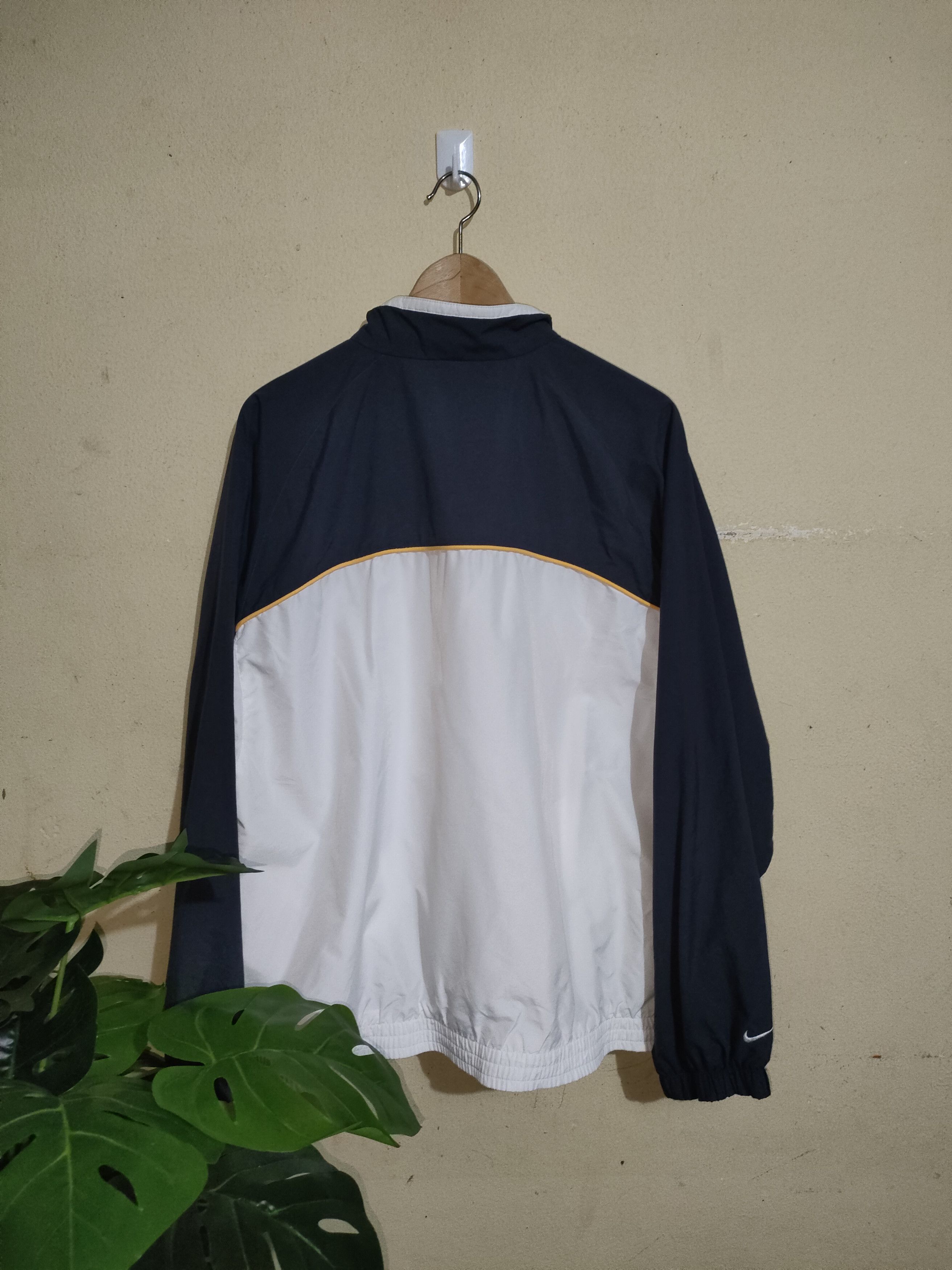 Nike × Vintage Vintage Nike Court Jacket Size US L / EU 52-54 / 3 - 3 Thumbnail