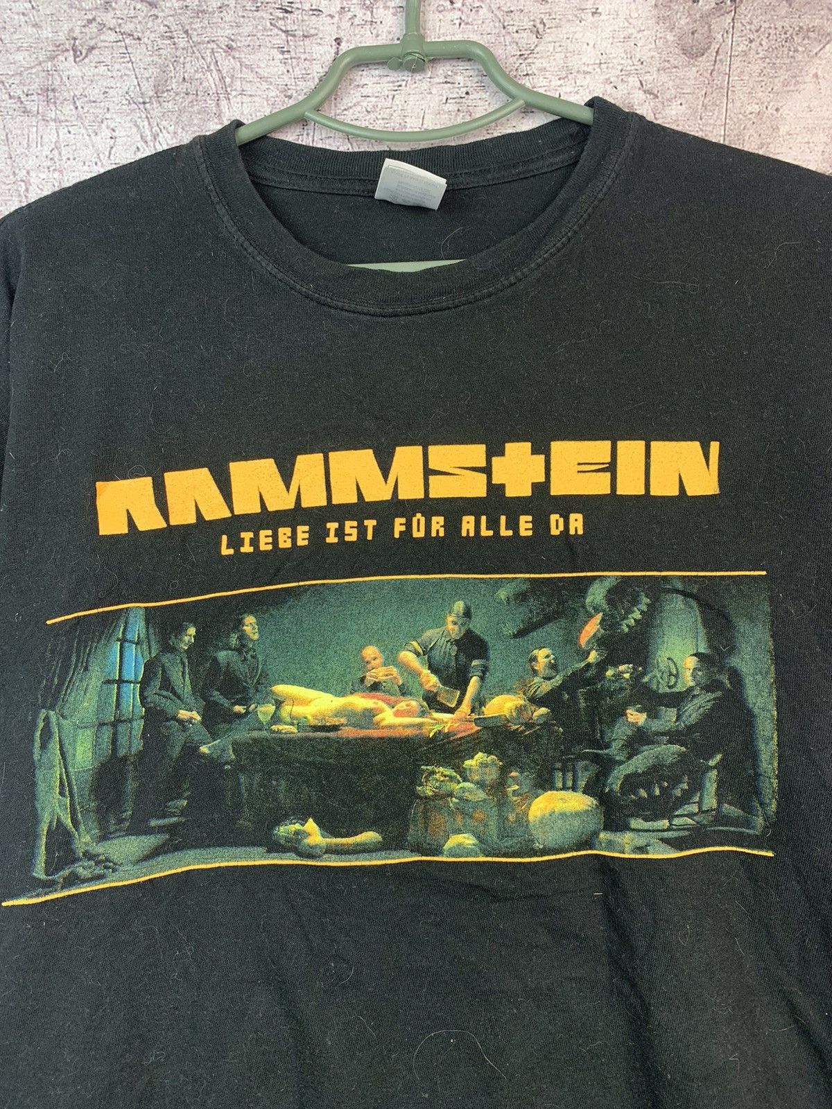 Band Tees Vintage Rammstein Liebe Ist Fur Alle Da Black Band T-Shirt Size US L / EU 52-54 / 3 - 2 Thumbnail
