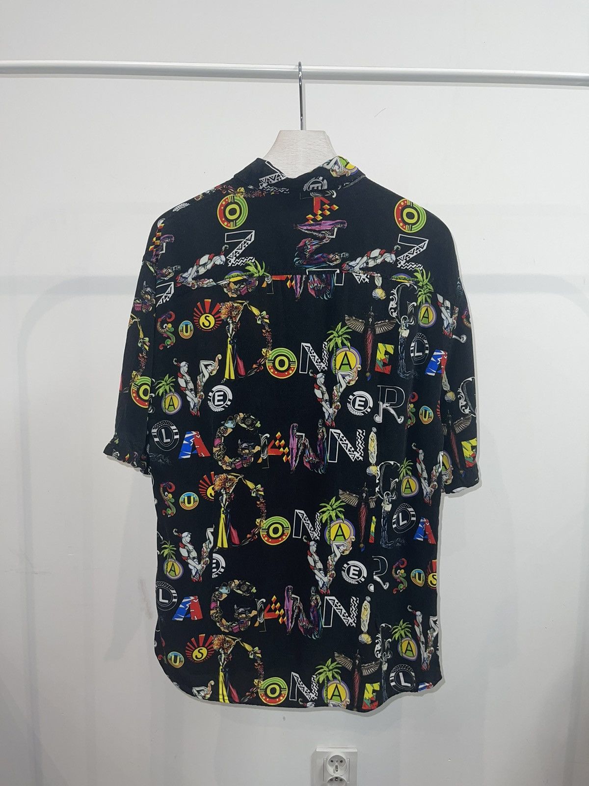 Versace Versace Abstract Logo All Over Printed Shortsleeve Shirt Size US M / EU 48-50 / 2 - 5 Thumbnail
