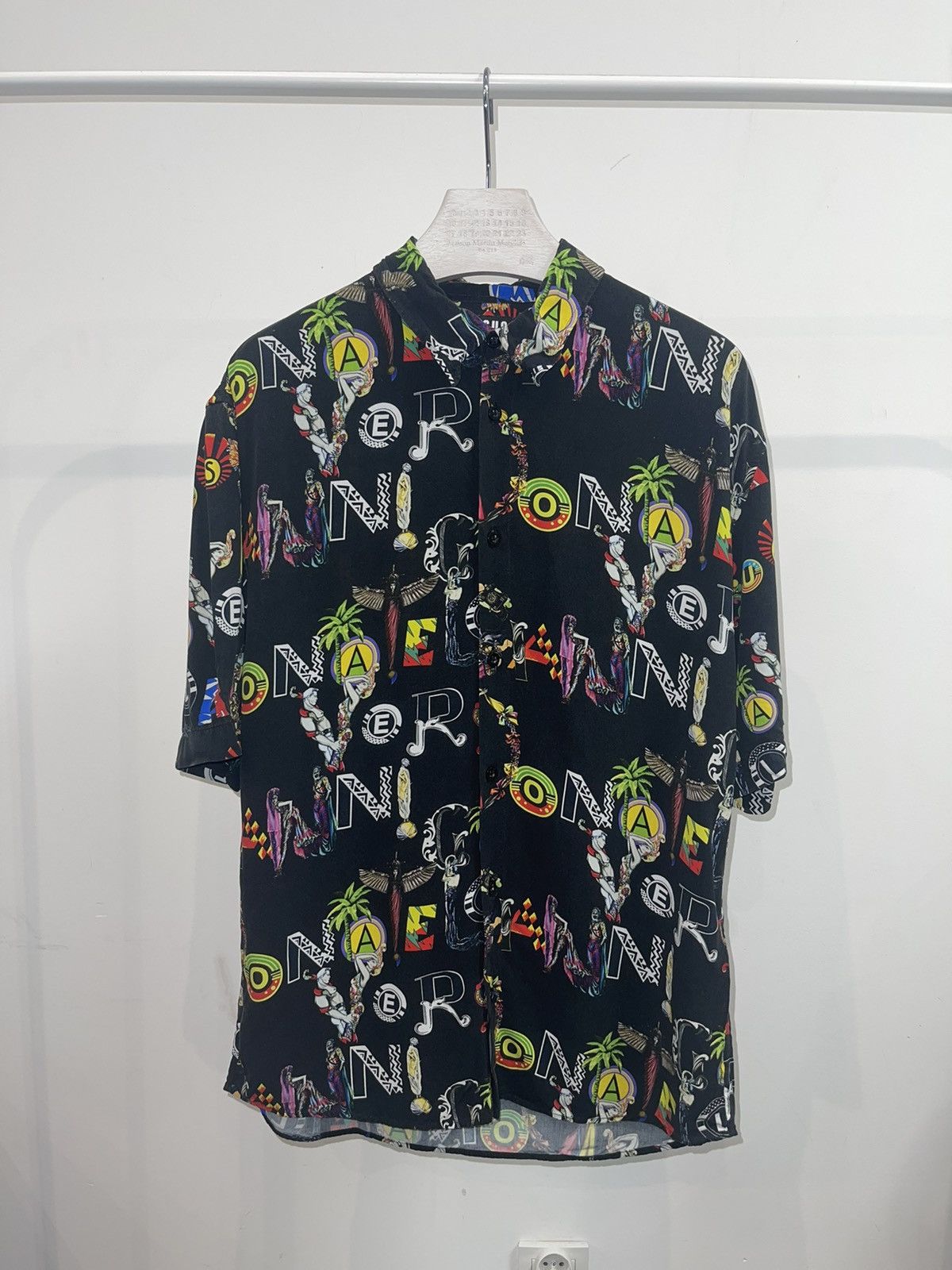 Versace Versace Abstract Logo All Over Printed Shortsleeve Shirt Size US M / EU 48-50 / 2 - 4 Thumbnail