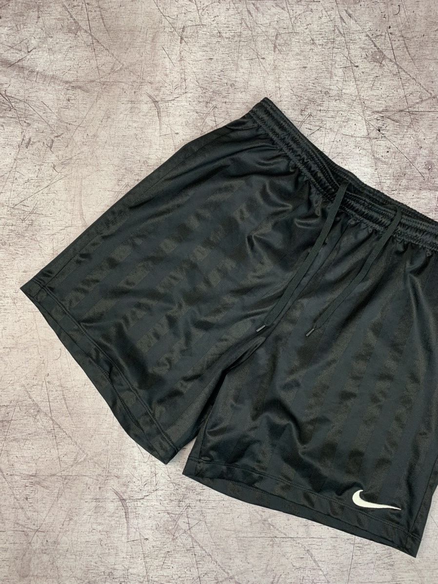 Nike Nike Y2K Vintage Shorts Size US 34 / EU 50 - 3 Thumbnail