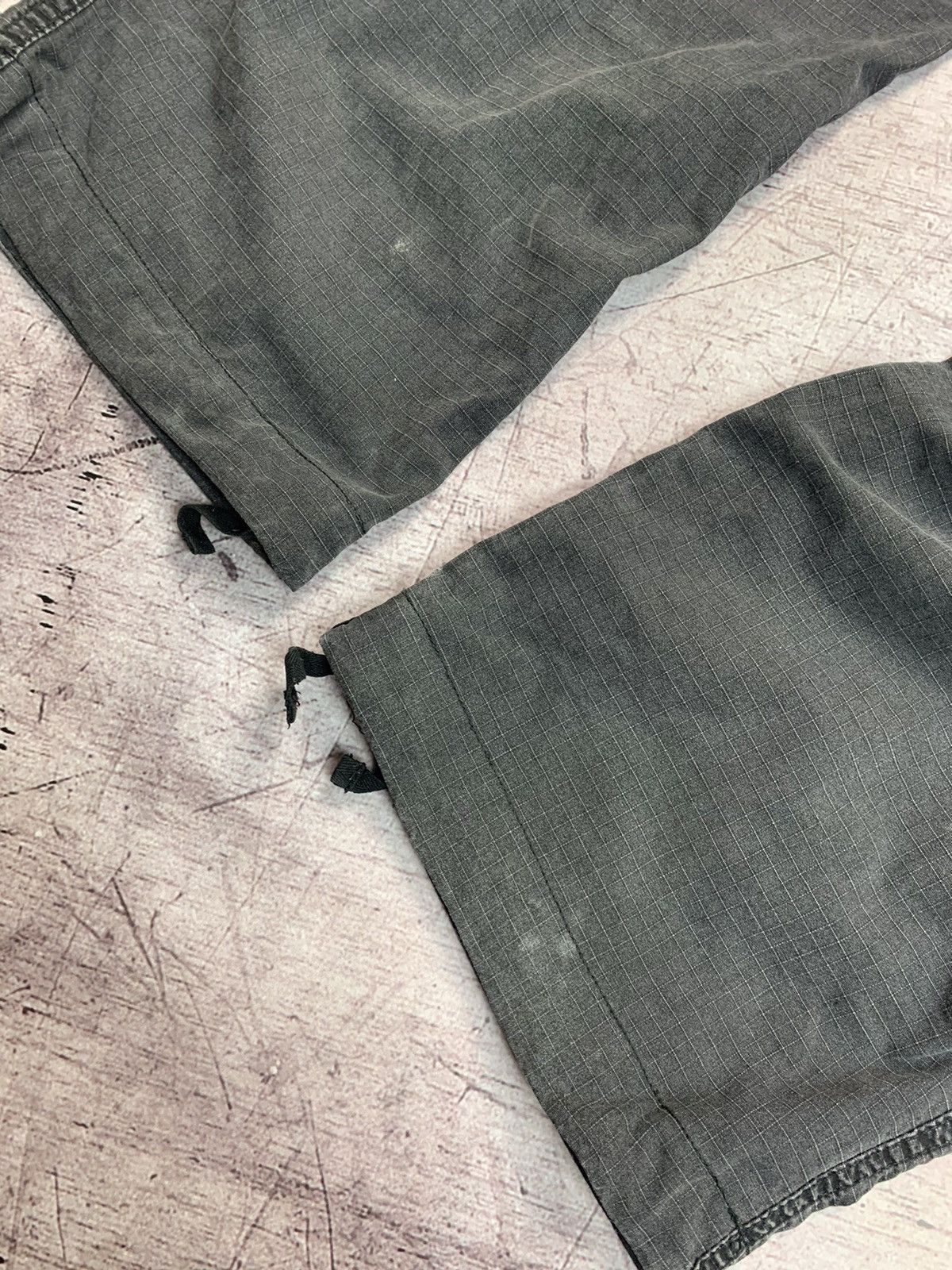 Carhartt × Carhartt Wip × Vintage Vintage Carhartt Cargo Y2K Pants Size US 31 - 17 Thumbnail