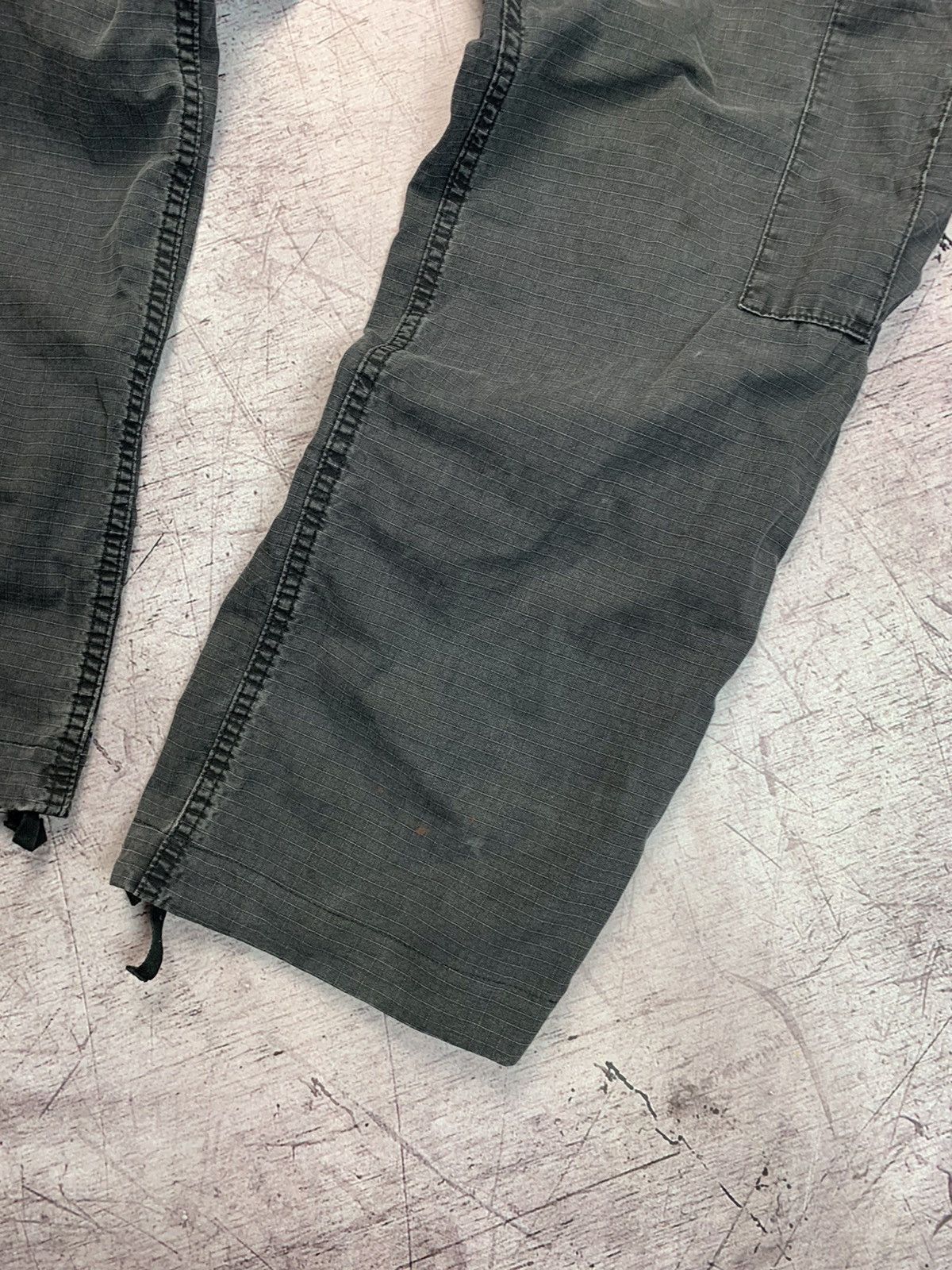 Carhartt × Carhartt Wip × Vintage Vintage Carhartt Cargo Y2K Pants Size US 31 - 7 Thumbnail
