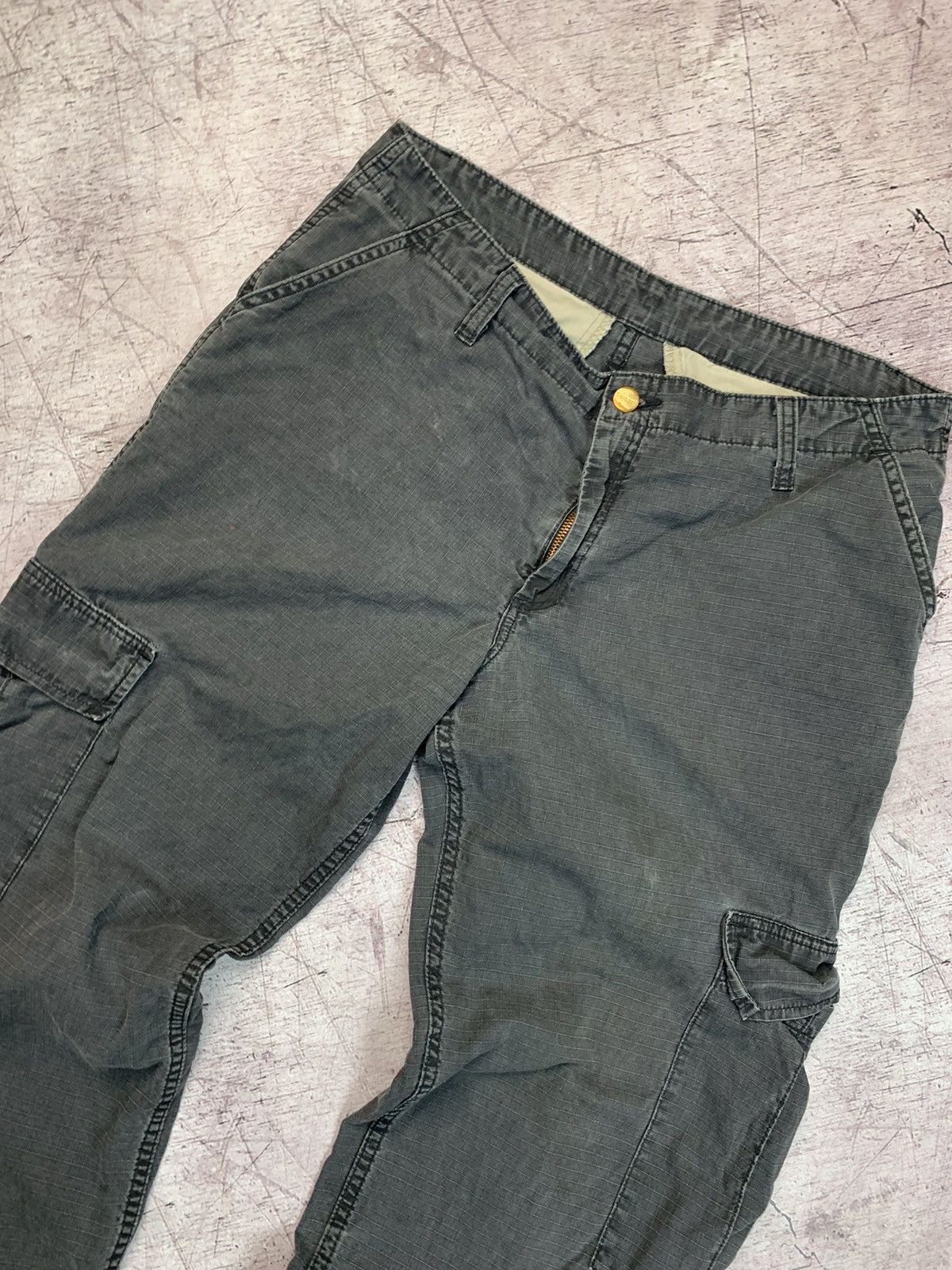 Carhartt × Carhartt Wip × Vintage Vintage Carhartt Cargo Y2K Pants Size US 31 - 3 Thumbnail