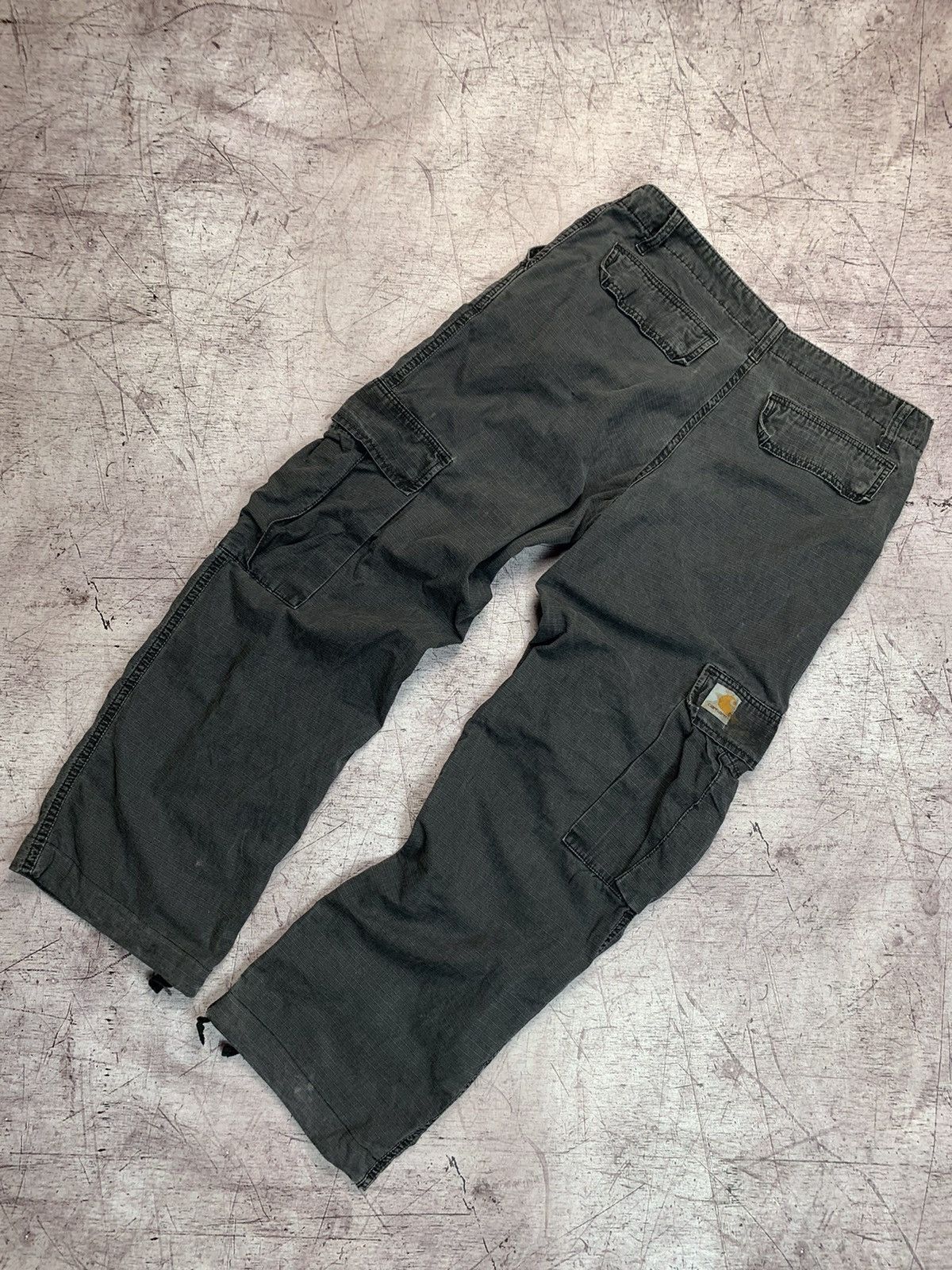 Carhartt × Carhartt Wip × Vintage Vintage Carhartt Cargo Y2K Pants Size US 31 - 1 Thumbnail