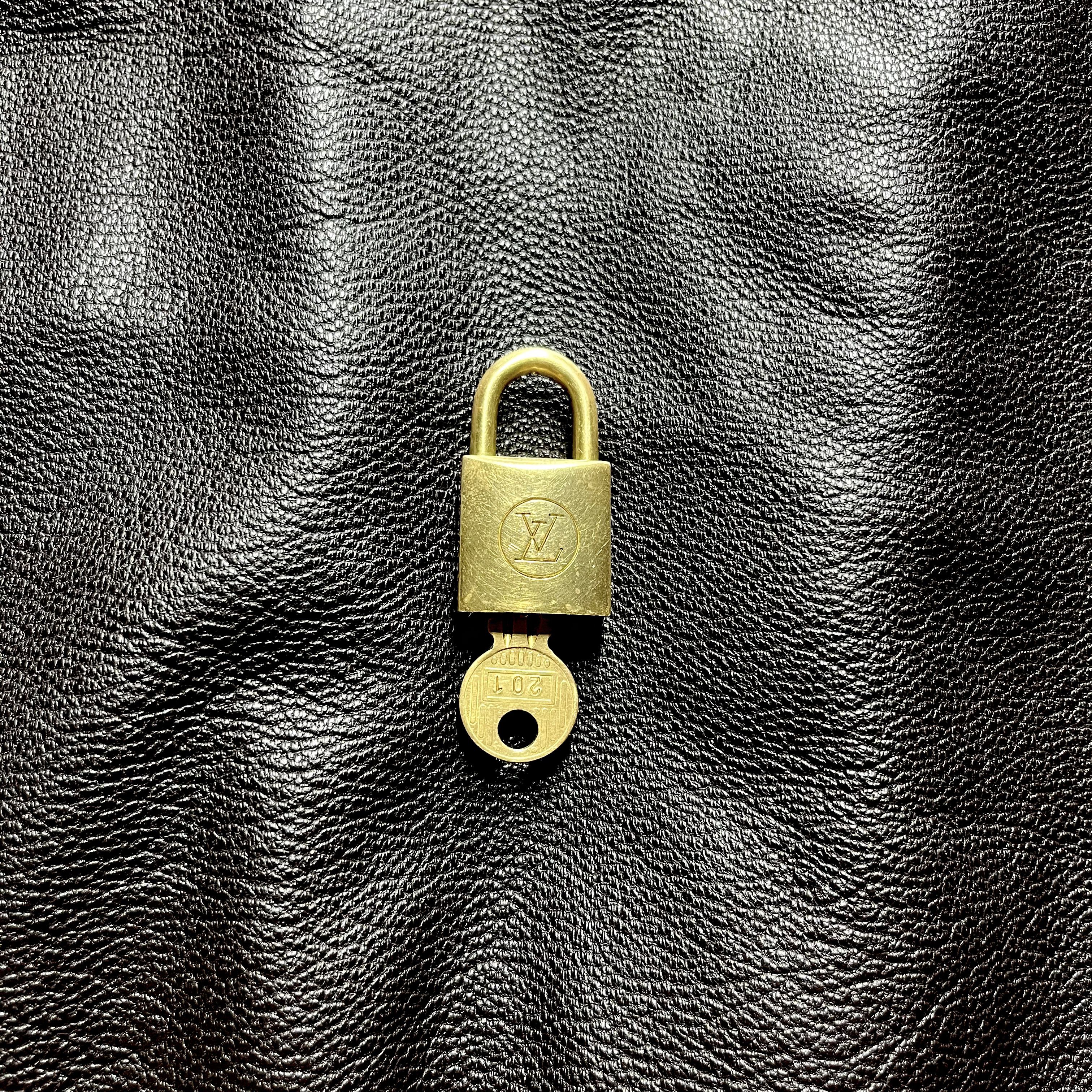 Louis Vuitton padlock and one key #201 lock brass