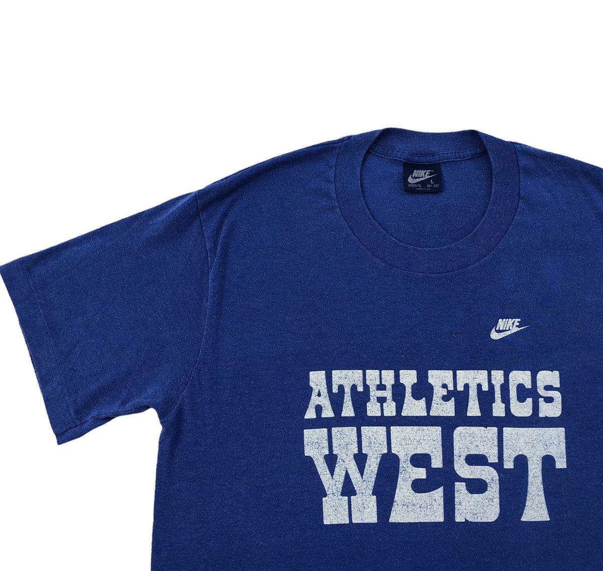 Nike 🔥RARE🔥Vintage 80s Nike Blue Tag Athletics West Tee Size US M / EU 48-50 / 2 - 3 Thumbnail