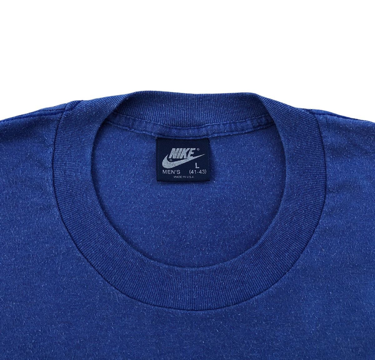 Nike 🔥RARE🔥Vintage 80s Nike Blue Tag Athletics West Tee Size US M / EU 48-50 / 2 - 4 Thumbnail
