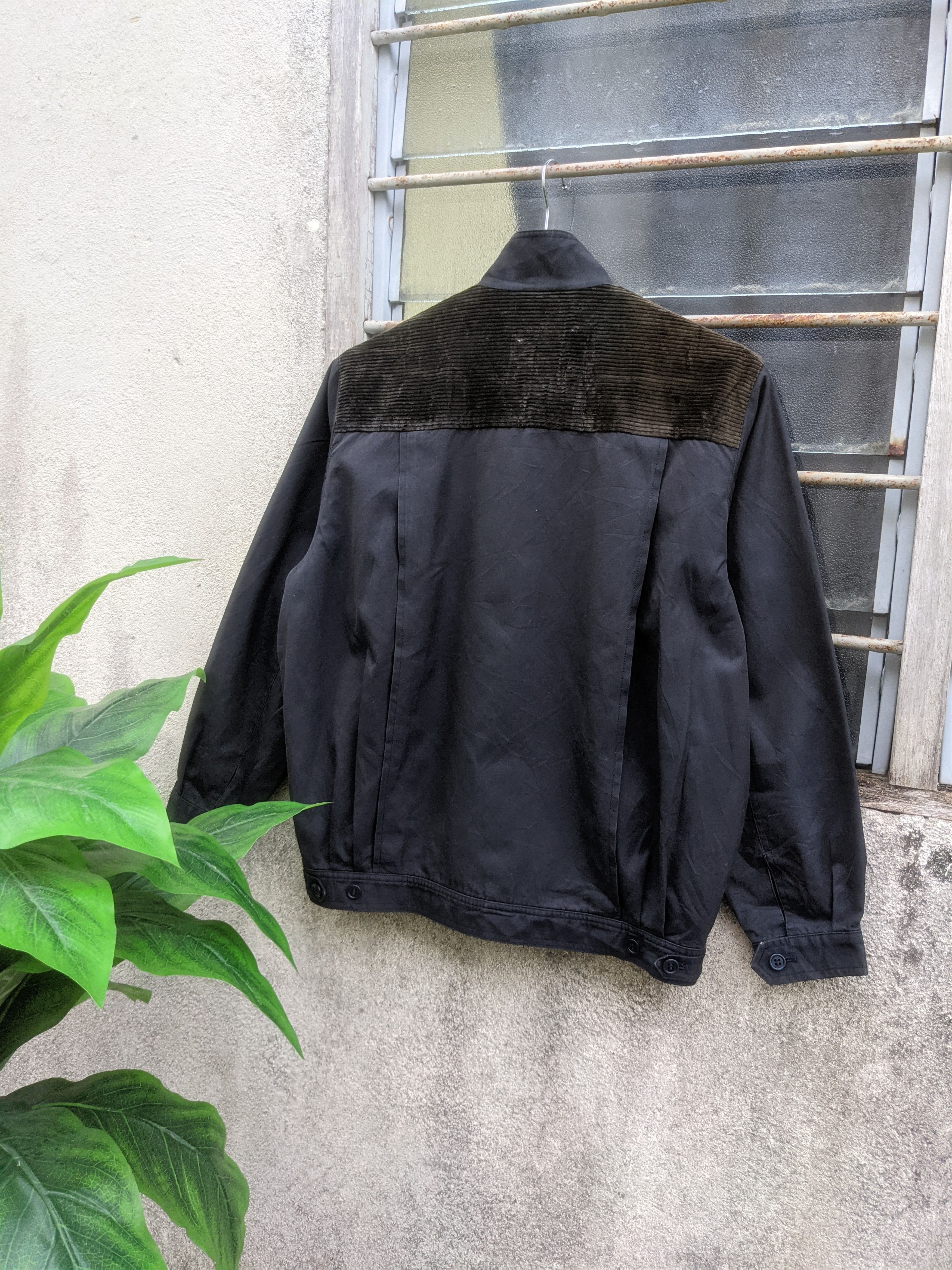 Burberry Burberrys zip up jacket Size M / US 6-8 / IT 42-44 - 2 Thumbnail