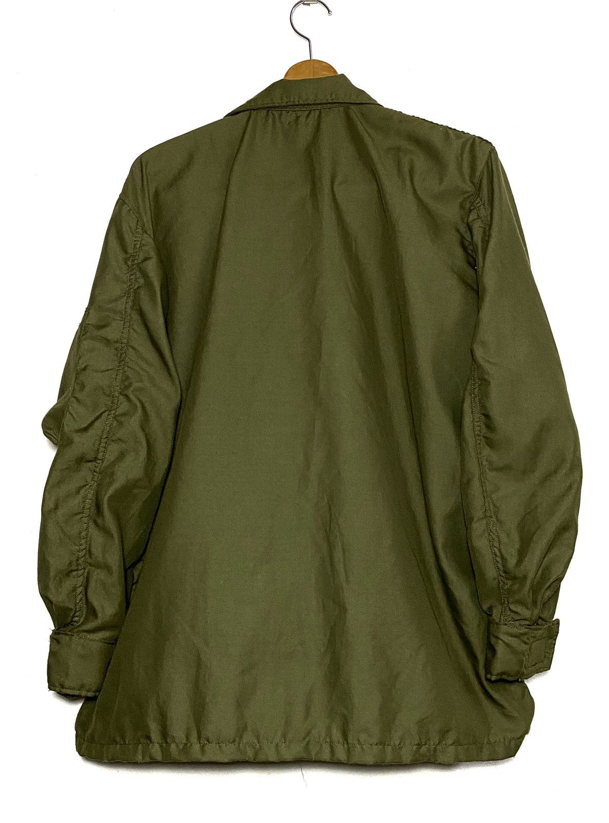 Vintage Vintage Military Long Sleeve Zipper Shirts Size US XL / EU 56 / 4 - 8 Thumbnail