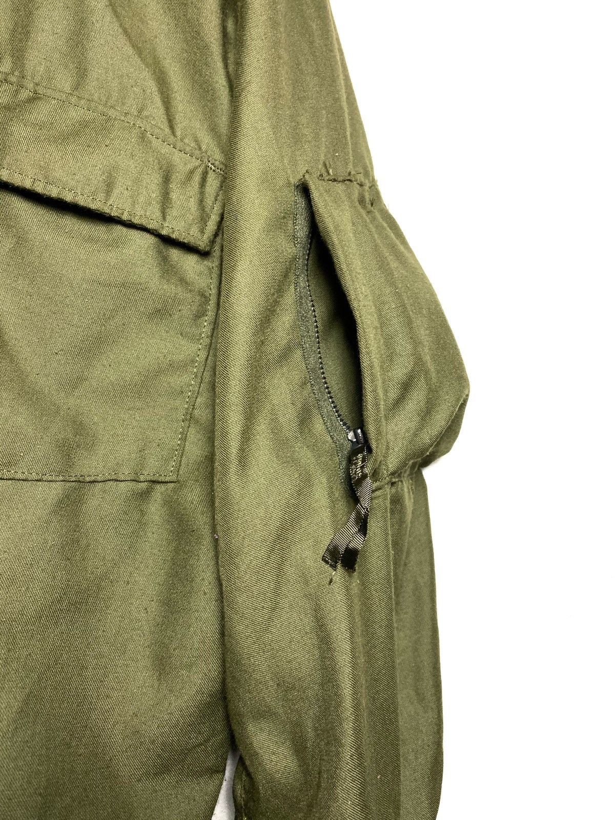Vintage Vintage Military Long Sleeve Zipper Shirts Size US XL / EU 56 / 4 - 4 Thumbnail