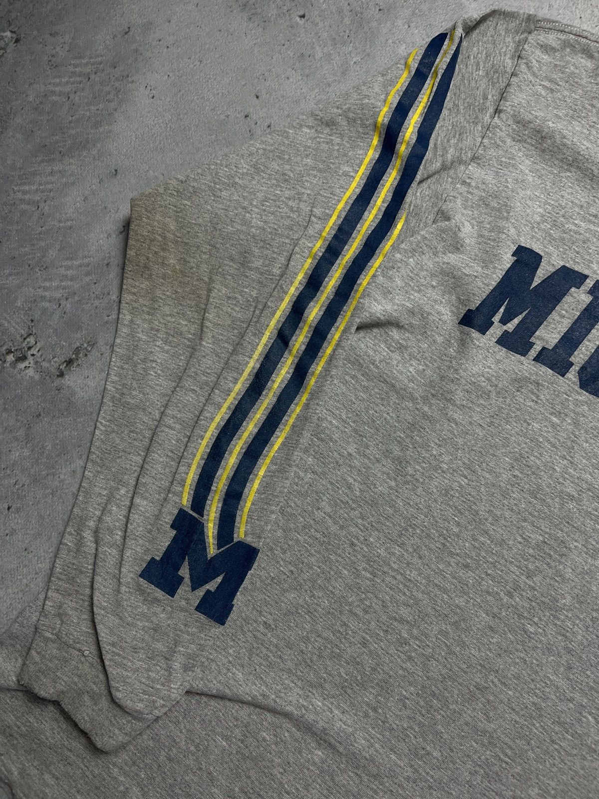 Nike 🔥 Nike boxy fit vintage crewneck center swoosh spellout y2k Size US L / EU 52-54 / 3 - 5 Thumbnail