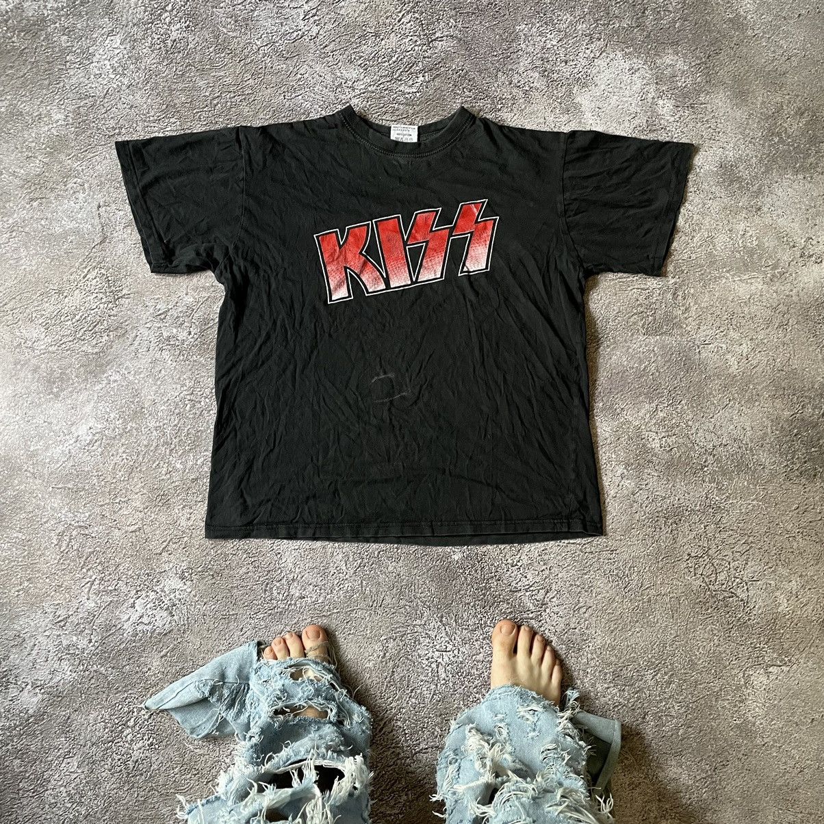 Vintage Vintage 90s Kiss Band Tee Sun Faded Graphic Grunge Boxy XL Size US XL / EU 56 / 4 - 1 Thumbnail