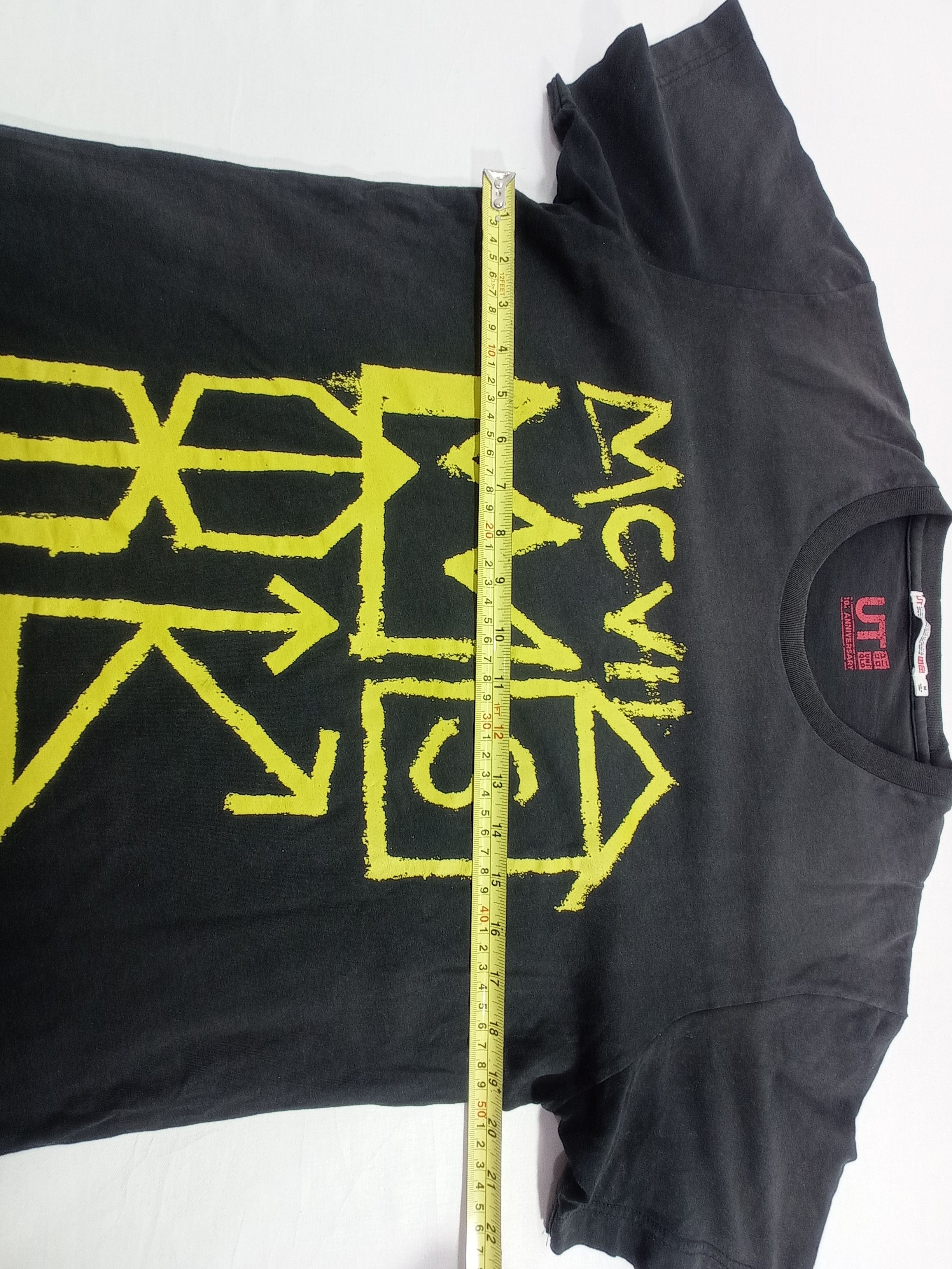 Jean-Michel Basquiat × Uniqlo Jean Michel Basquiat X Uniqlo T shirt Size US M / EU 48-50 / 2 - 7 Thumbnail