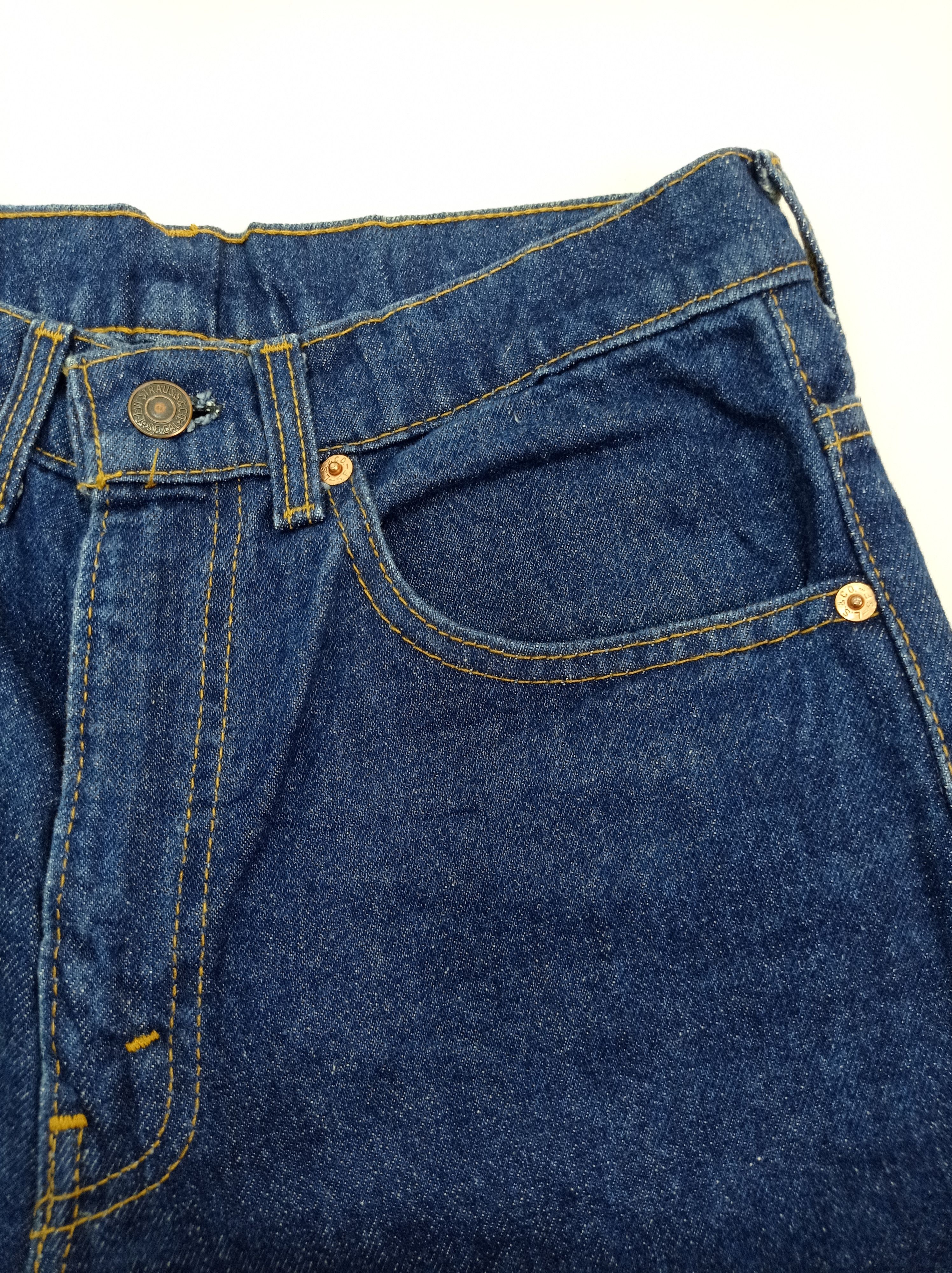 Levi's Vintage Levi's 517 Release Hem Denim Pants Size US 29 - 8 Thumbnail