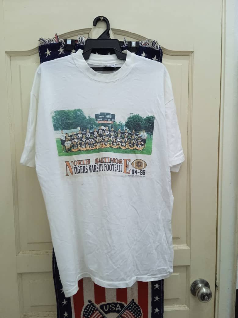 Hanes × NFL × Vintage 🔥BIN/OFFER🔥 VINTAGE NORTH BALTIMORE TIGERS NFL Size US XL / EU 56 / 4 - 1 Thumbnail