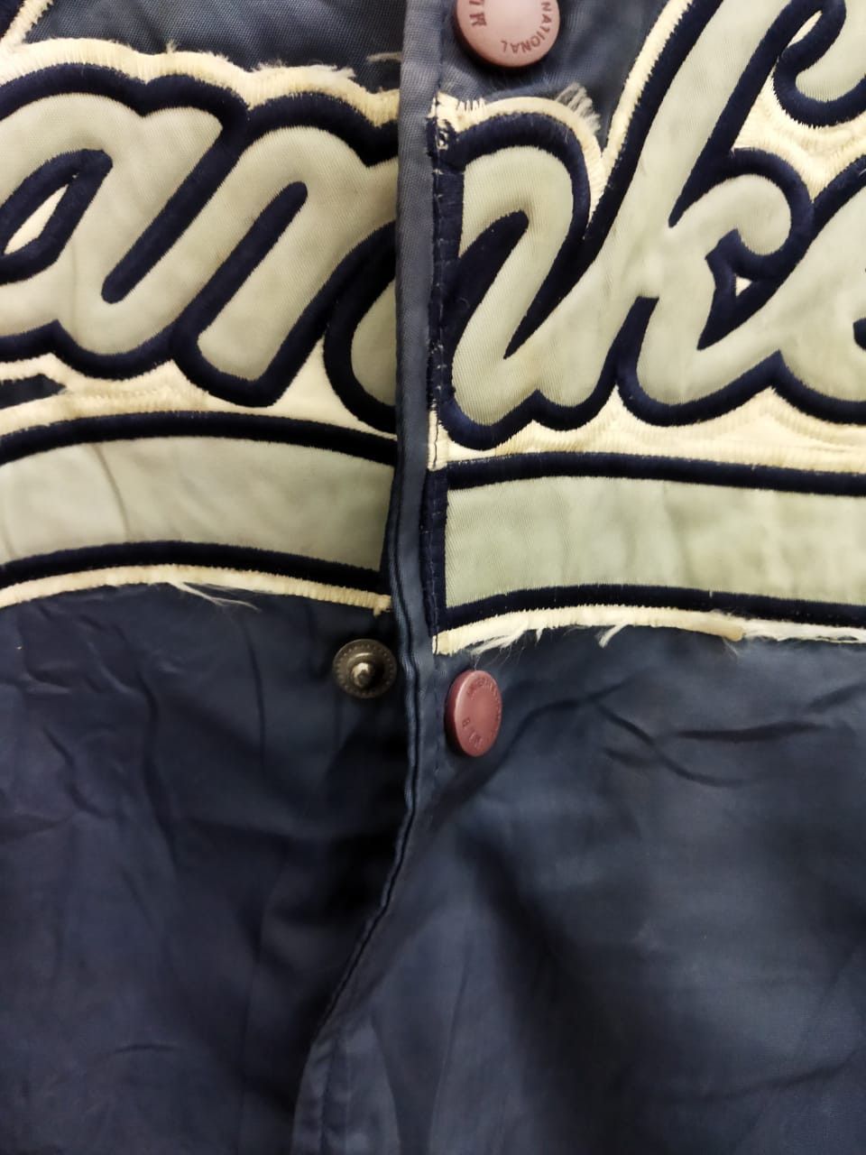 New York Yankees Rare Vintage New York Yankees MLB Varsity Jacket Size US L / EU 52-54 / 3 - 3 Thumbnail