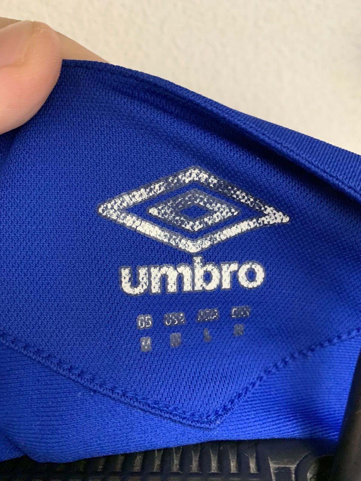 Umbro Everton Umbro soccer jersey patch apl M angry birds Size US M / EU 48-50 / 2 - 3 Thumbnail