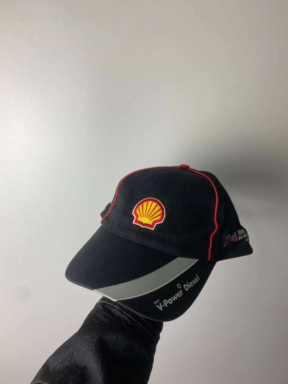 Shell vintage cap size OS