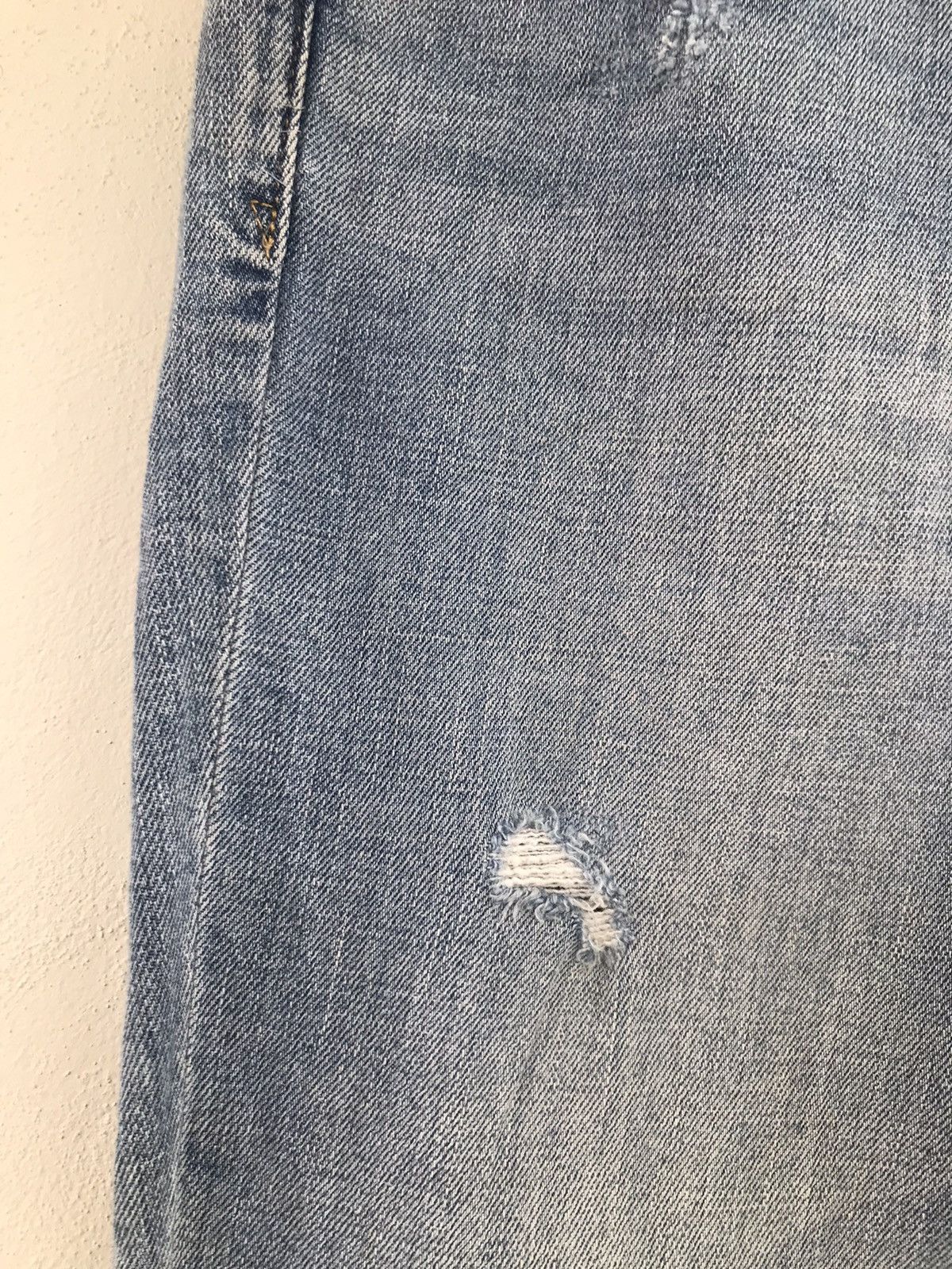 Gap Gap 1969 Distressed ripped Slim Fit denim jeans Size US 28 / EU 44 - 8 Thumbnail