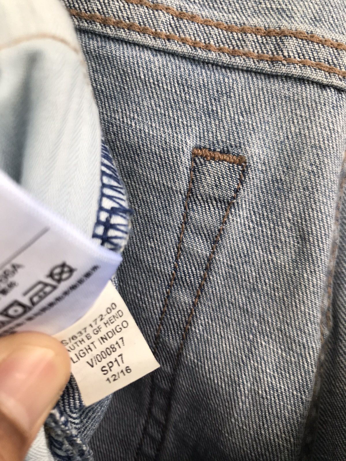 Gap Gap 1969 Distressed ripped Slim Fit denim jeans Size US 28 / EU 44 - 22 Thumbnail