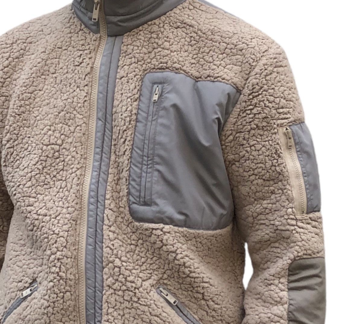 Jun Takahashi 🔥Uniqlo x Undercover UU by Jun Takahashi Fleece Jacket Size US L / EU 52-54 / 3 - 3 Thumbnail