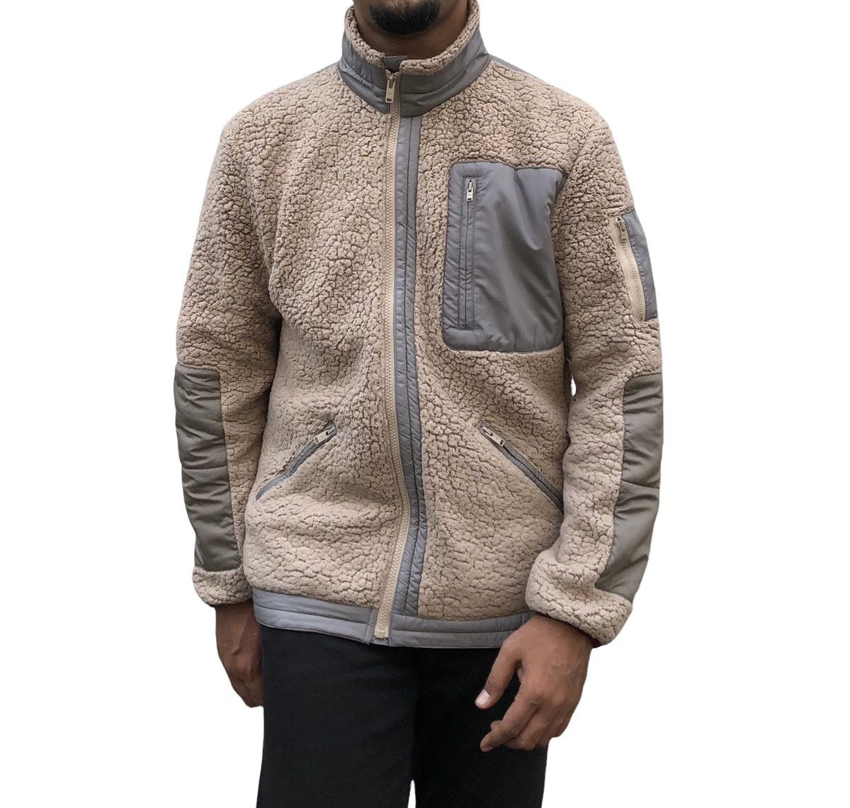 Jun Takahashi 🔥Uniqlo x Undercover UU by Jun Takahashi Fleece Jacket Size US L / EU 52-54 / 3 - 1 Thumbnail