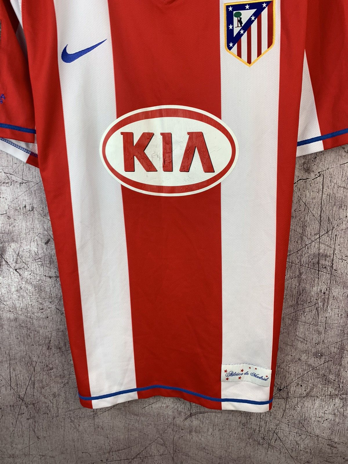 Nike × Vintage Vintage Atetico Madrid Jersey T-Shirt Size US L / EU 52-54 / 3 - 5 Thumbnail