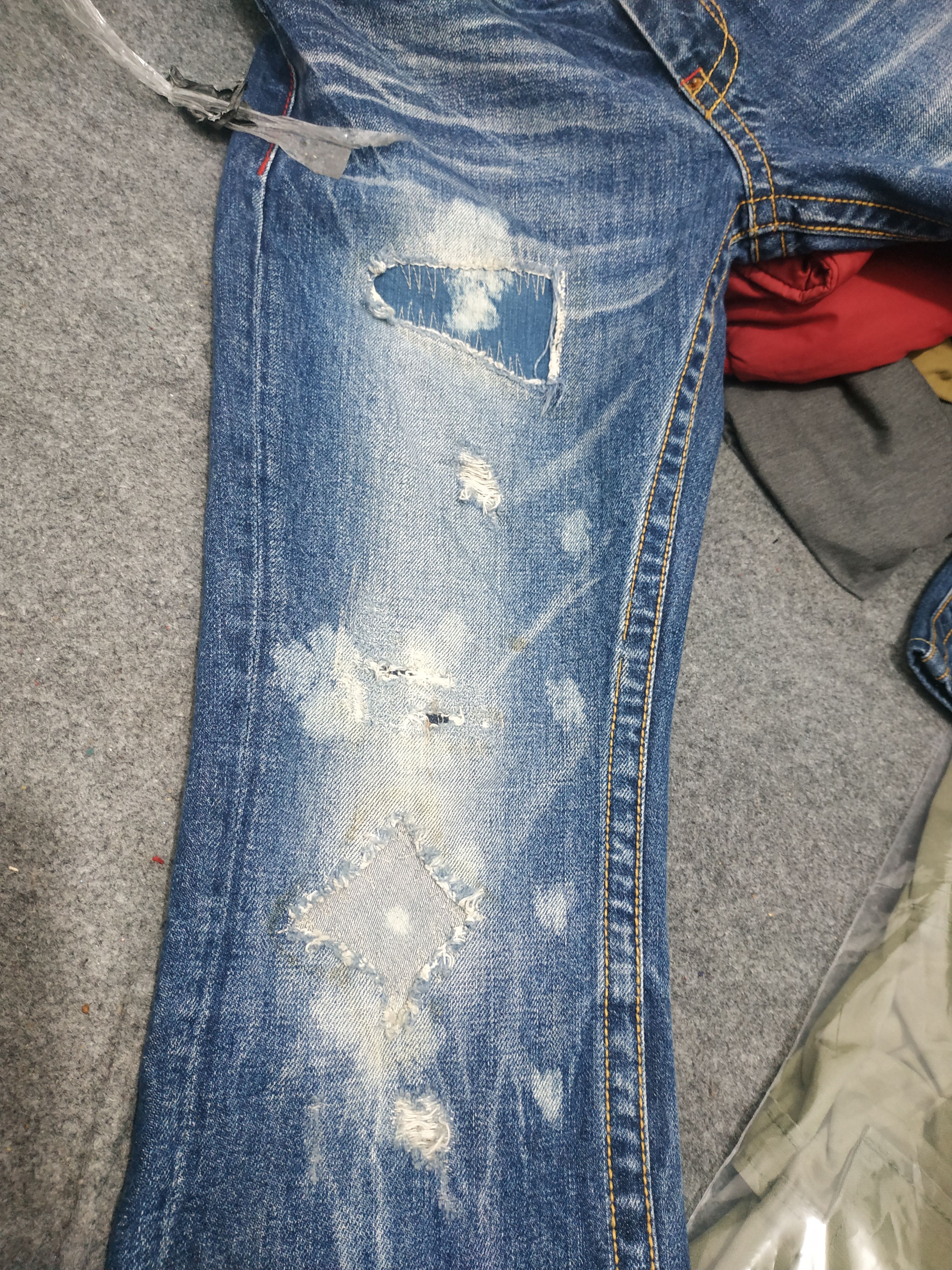 Japanese Brand Japanese Brand Distressed Patchwork Leatherpatch Logo Jeans Size US 30 / EU 46 - 8 Thumbnail