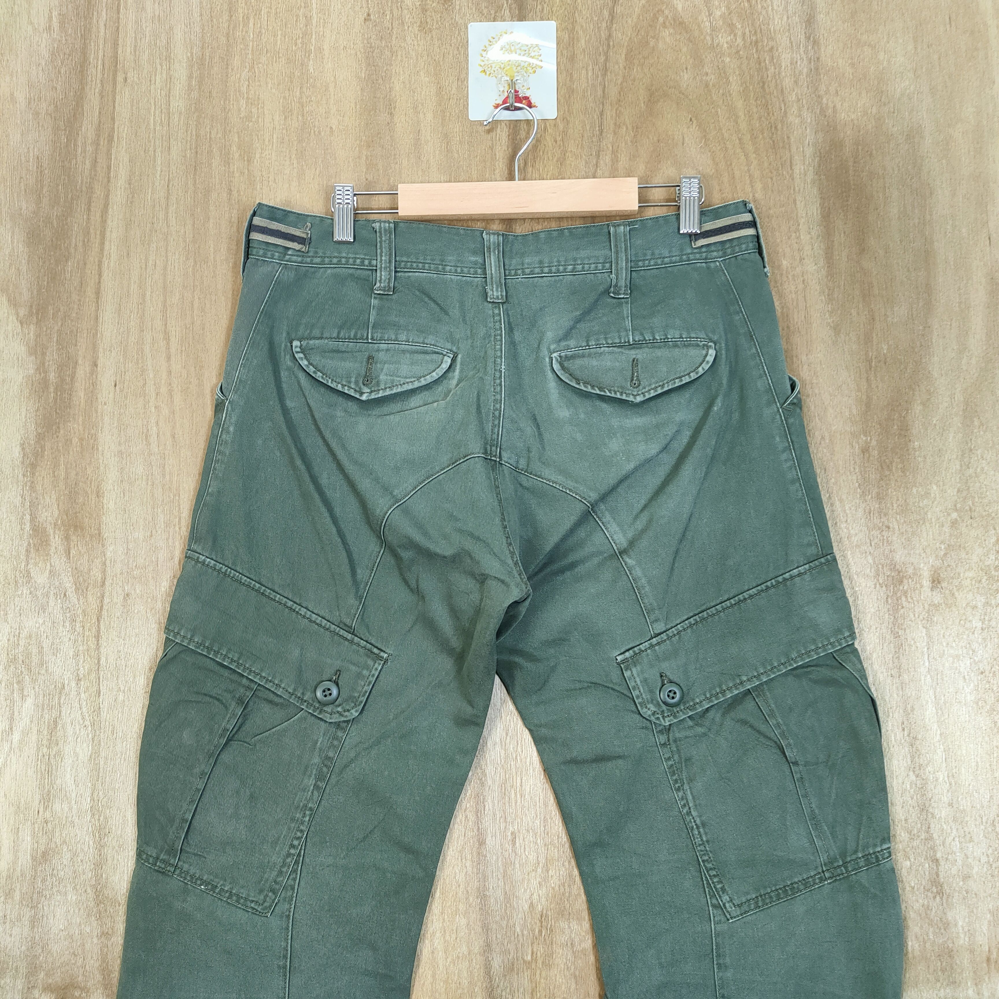 Japanese Brand AVAIL VINTAGE FADED GREEN CURVE LEG CARGO PANTS Size US 34 / EU 50 - 5 Thumbnail