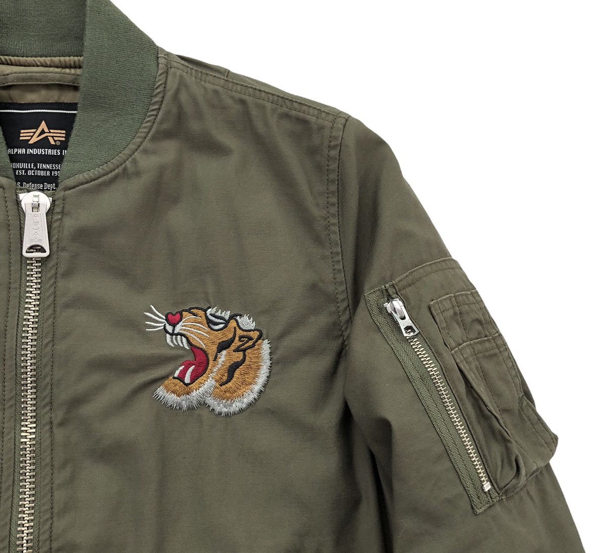 Alpha Industries Alpha Industries Men's Souvenir MA-1 Flight Jacket Size US M / EU 48-50 / 2 - 11 Thumbnail