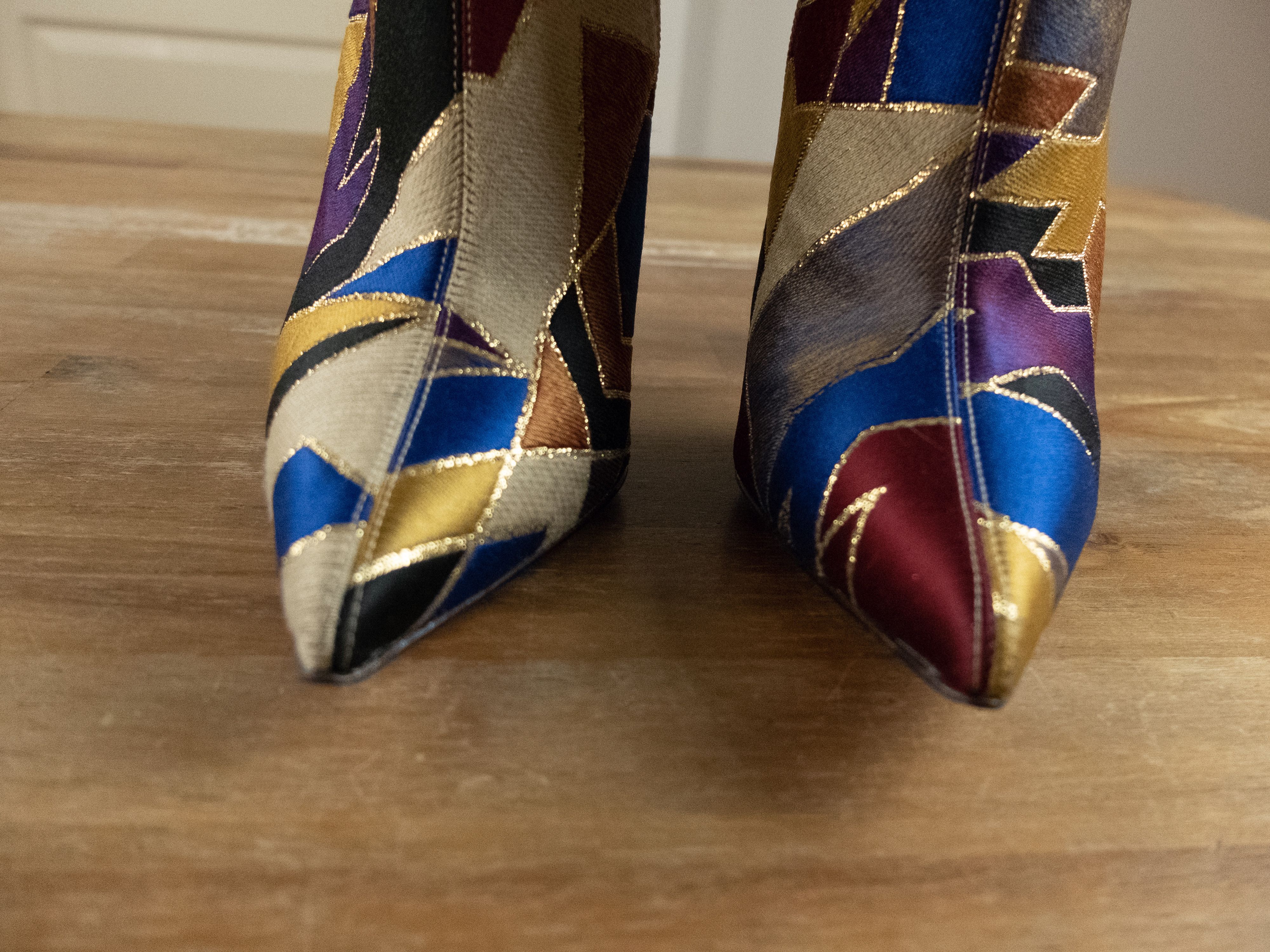 Christian Louboutin CHRISTIAN LOUBOUTIN So Kate Booty geometric ankle boots 9 39 Size US 9 / IT 39 - 3 Thumbnail