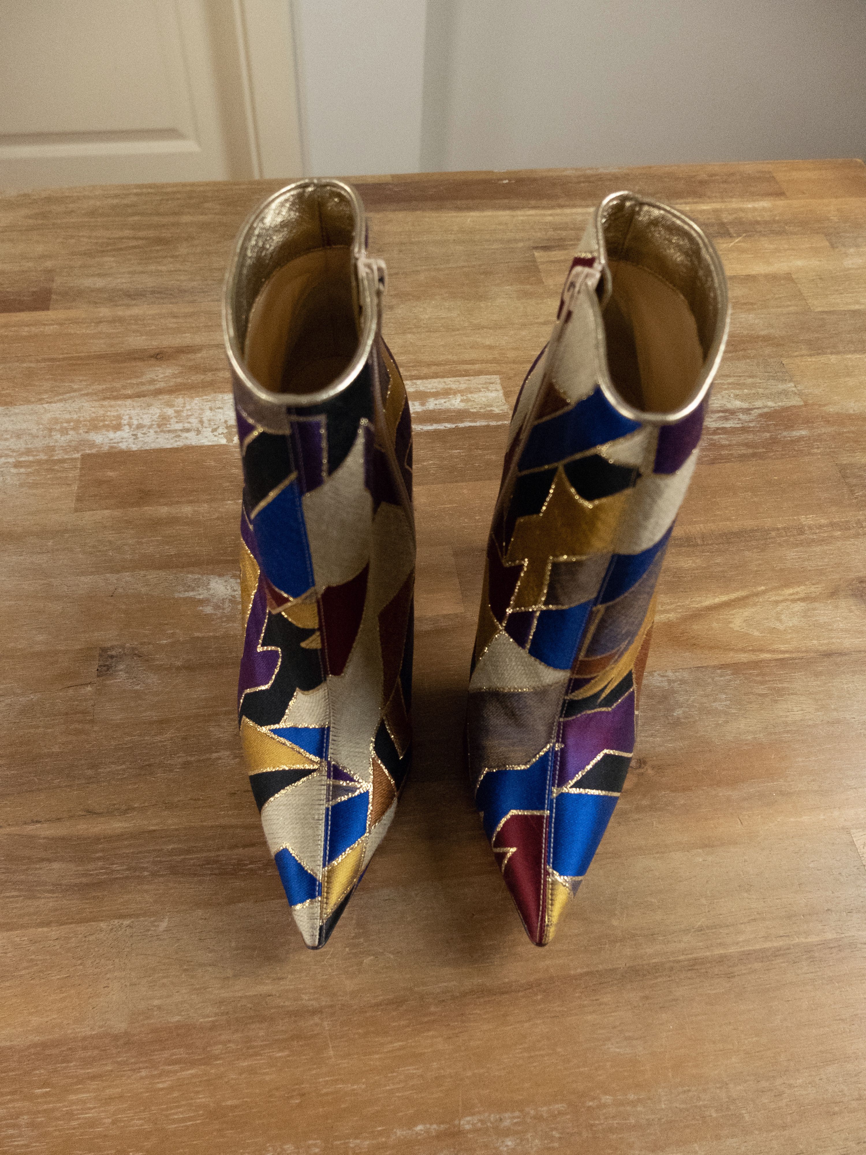 Christian Louboutin CHRISTIAN LOUBOUTIN So Kate Booty geometric ankle boots 9 39 Size US 9 / IT 39 - 2 Thumbnail