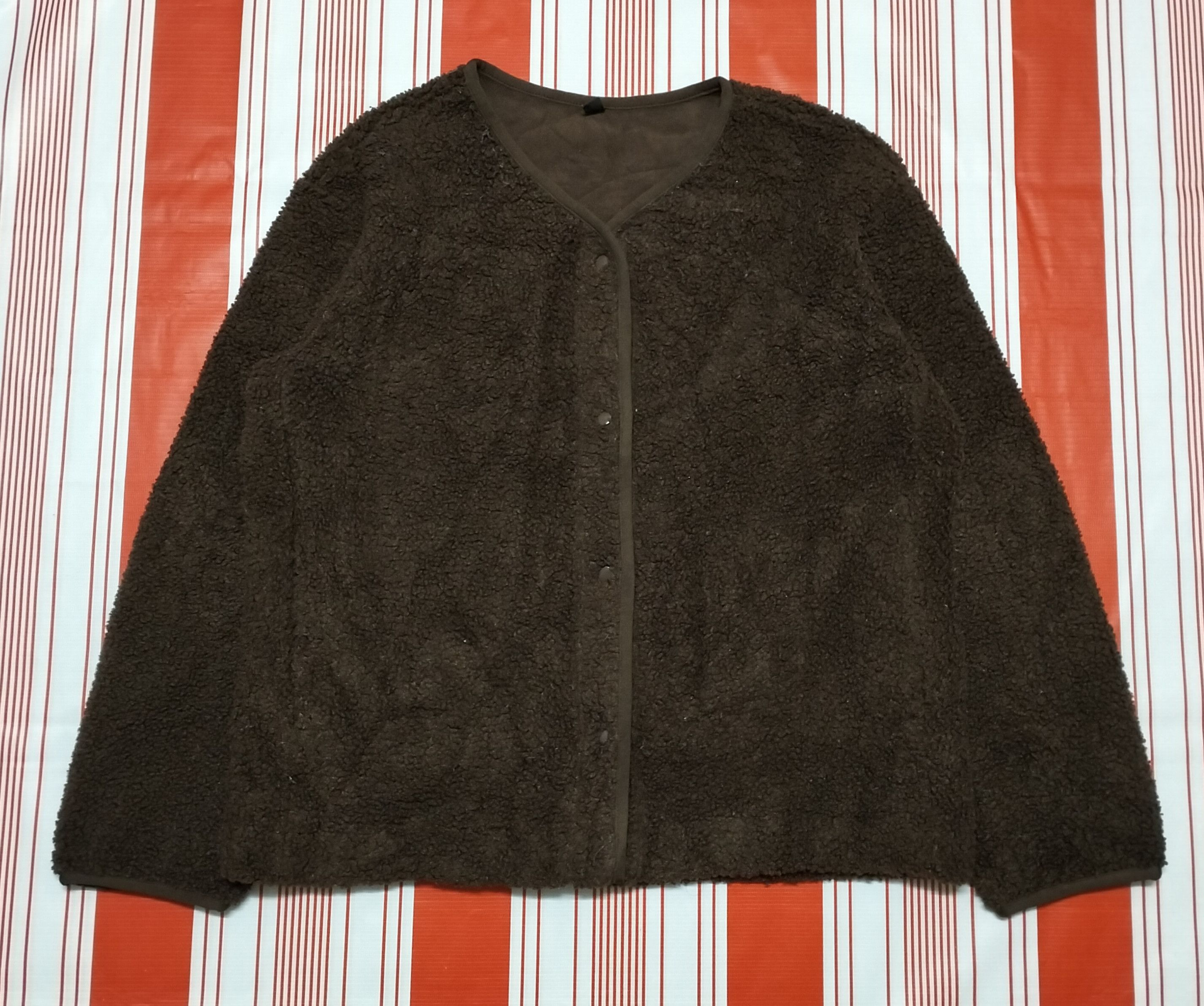 Japanese Brand × Uniqlo Vintage Japanese brand Uniqlo Sherpa sweater Size M / US 6-8 / IT 42-44 - 1 Thumbnail