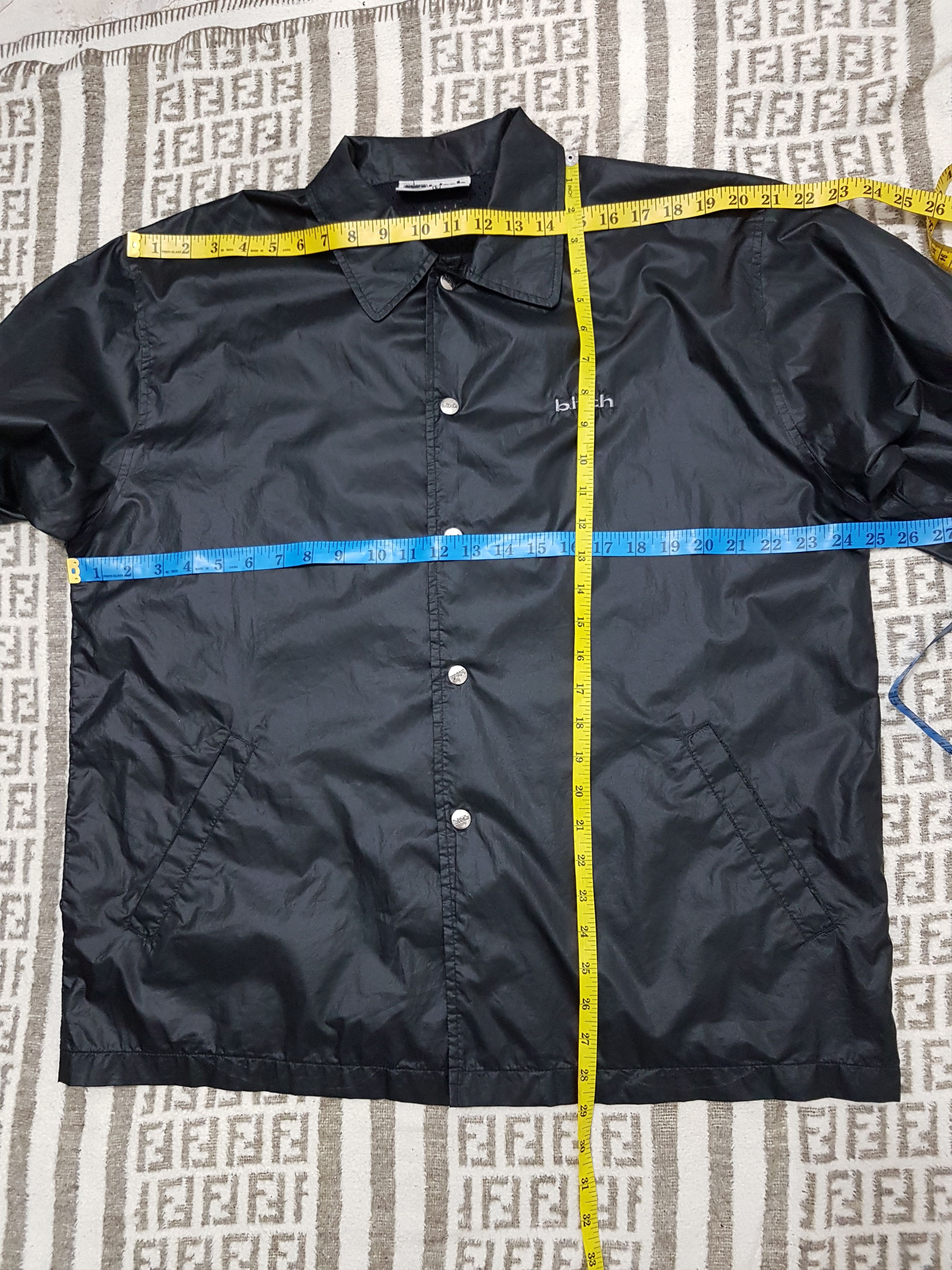 Vintage Vintage Bitch Skateboarding Coach Jacket Size US L / EU 52-54 / 3 - 7 Thumbnail