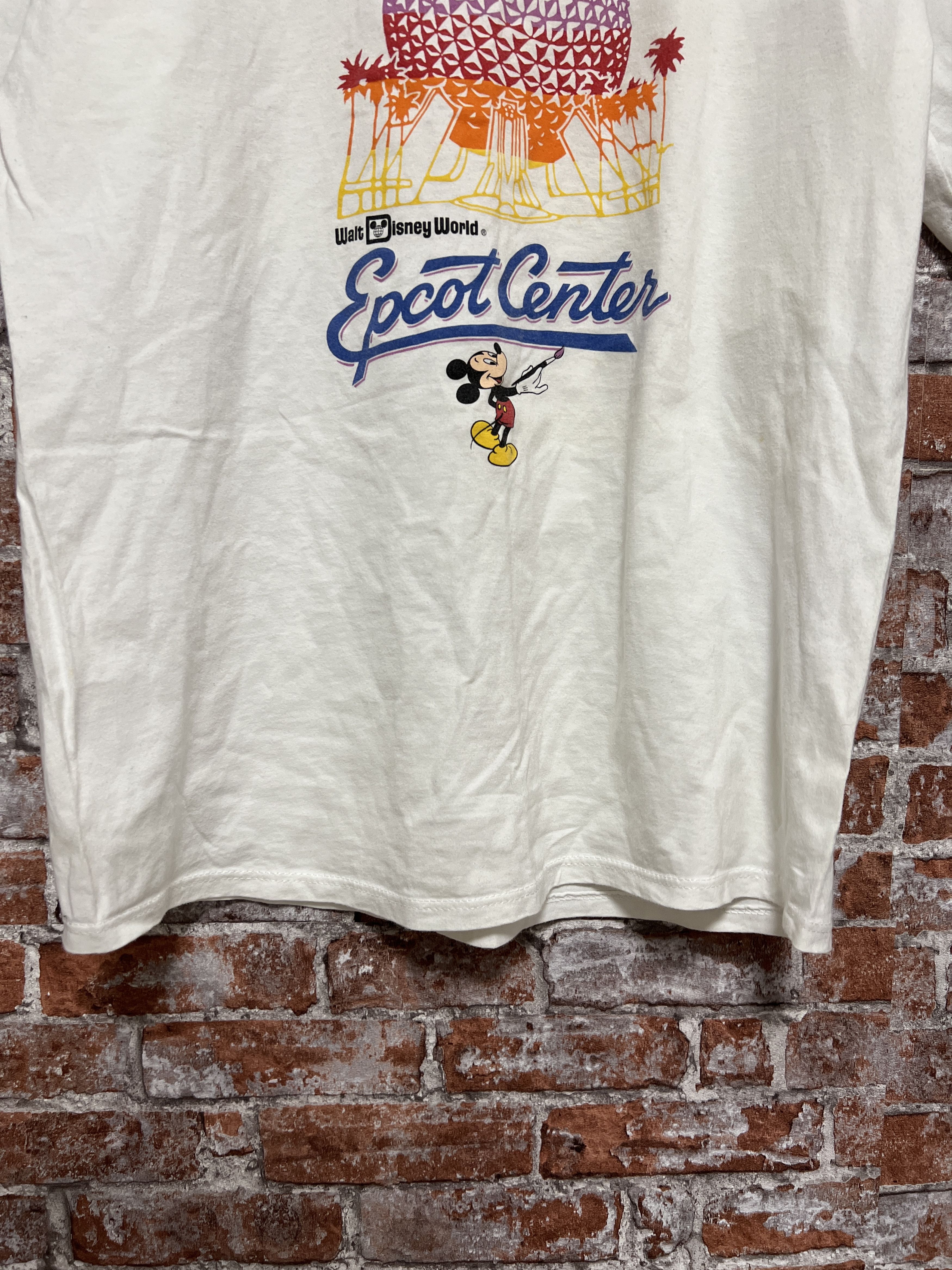 Cartoon Network × Disney × Vintage Vintage 90s Walt Disney World Epcot Center T-shirt Size US XL / EU 56 / 4 - 8 Thumbnail