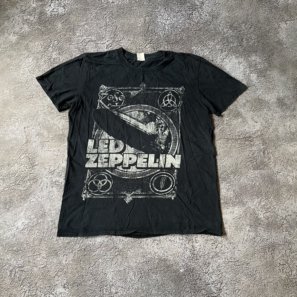 Band Tees Vintage Y2K Led Zeppelin Logo Blood DEAD Skulls Horror Tee Size US M / EU 48-50 / 2 - 2 Thumbnail