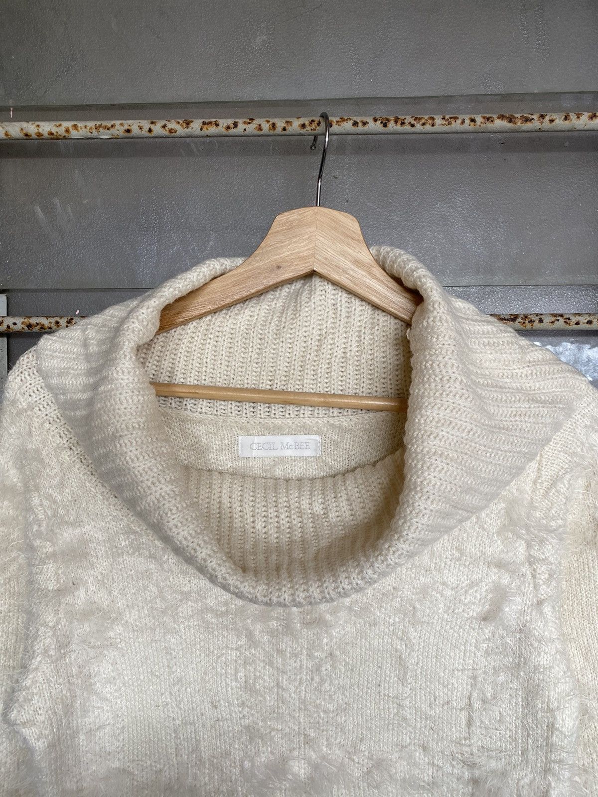 Japanese Brand ⚡️Steals⚡️ Designer Cecil McBEE Fuzzy Knit Sweater Size S / US 4 / IT 40 - 6 Thumbnail