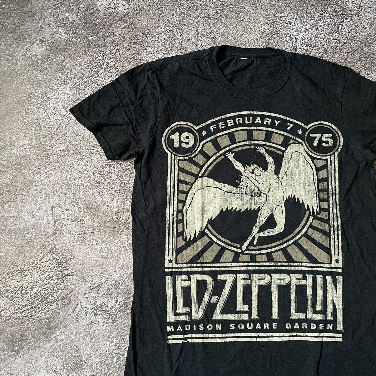 Band Tees Vintage Y2K Led Zeppelin Logo Angel DEAD Skulls Horror Tee Size US M / EU 48-50 / 2 - 4 Thumbnail