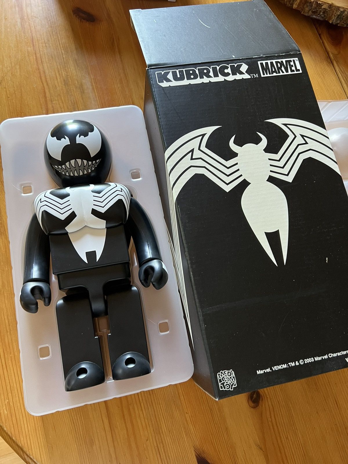 Medicom Toy 2003 Marvel 400% Medicom Kubrick Venom | Grailed