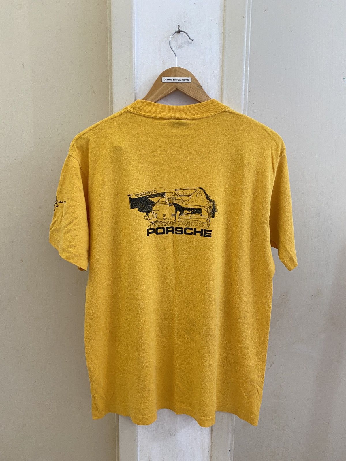 Vintage Vintage car tshirt PORSCHE Size US M / EU 48-50 / 2 - 2 Thumbnail
