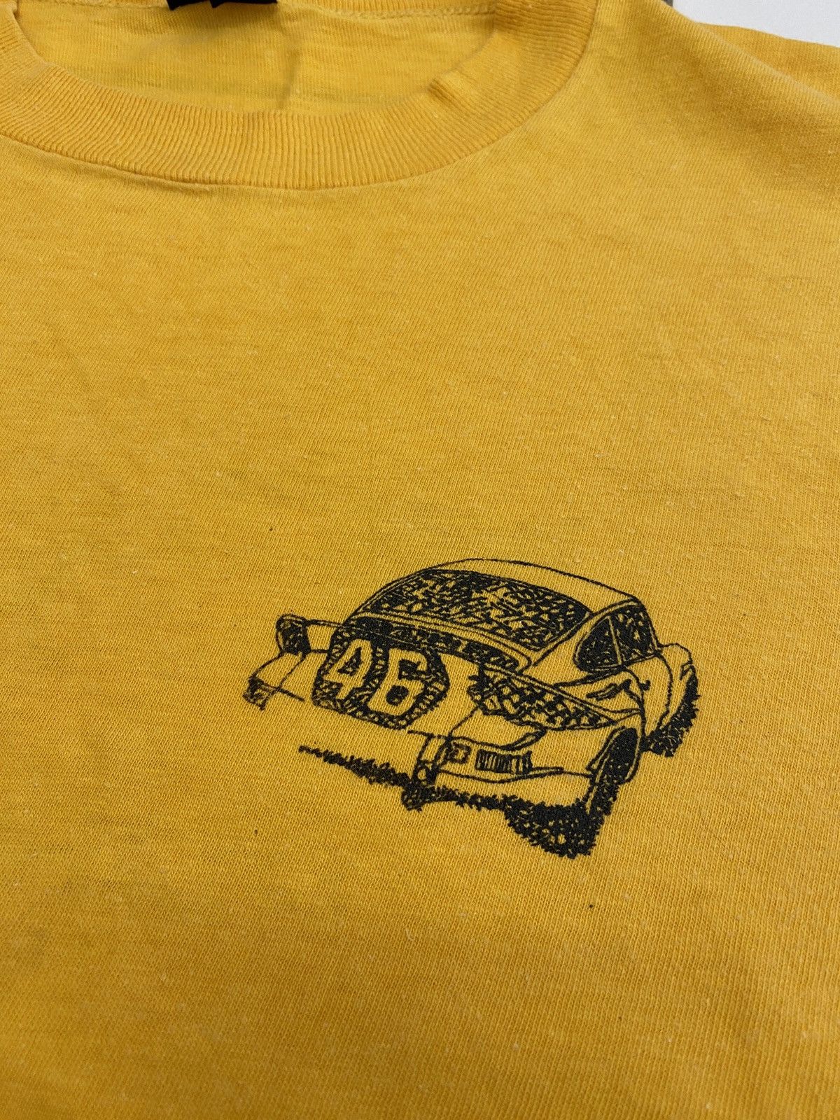 Vintage Vintage car tshirt PORSCHE Size US M / EU 48-50 / 2 - 4 Thumbnail