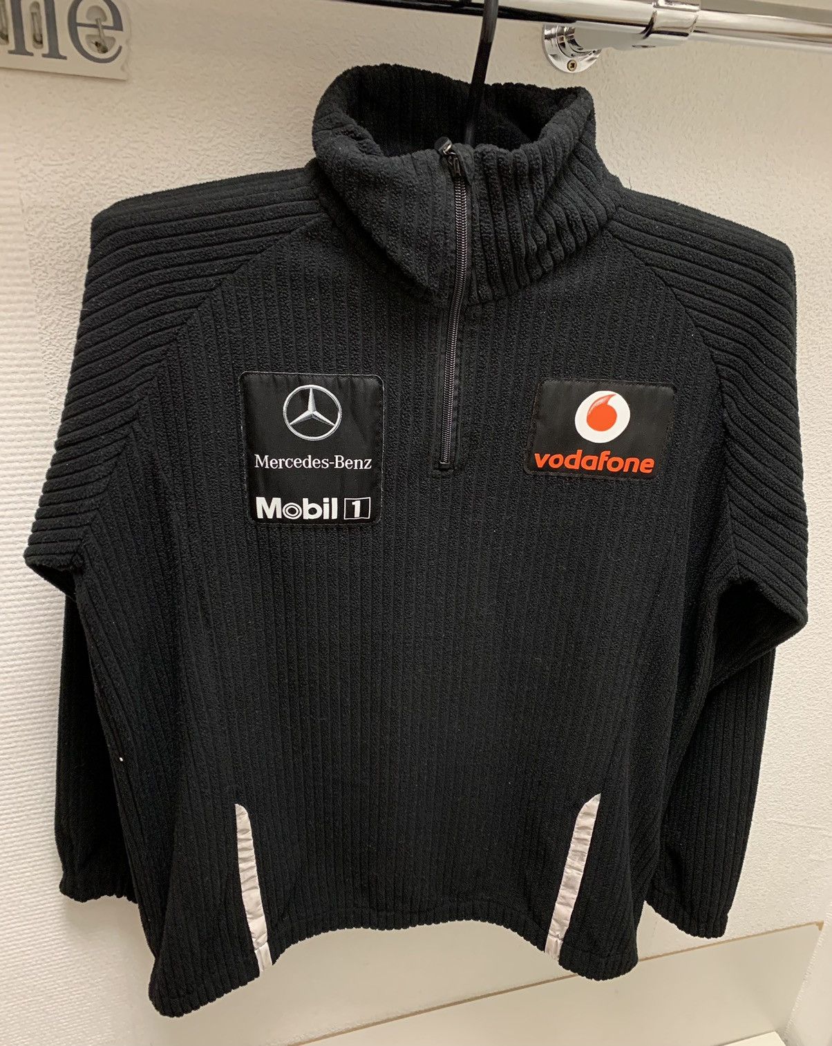 Formula 1 × Hugo Boss × Mercedes-Benz Mercedes-Benz Vodafone sweater 1/4 zip L Hugo boss formula Size US L / EU 52-54 / 3 - 2 Thumbnail