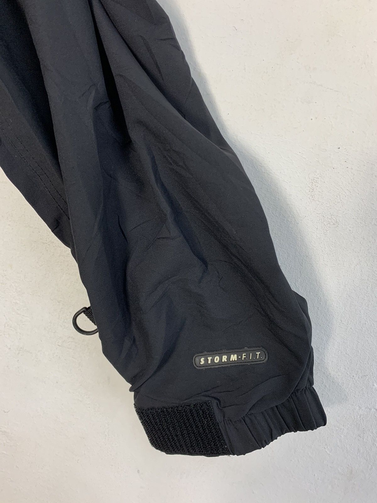 Nike ACG Nike ACG Windbreaker Jacket Storm-Fit 3 Layers Multi Pocket Size US L / EU 52-54 / 3 - 7 Thumbnail
