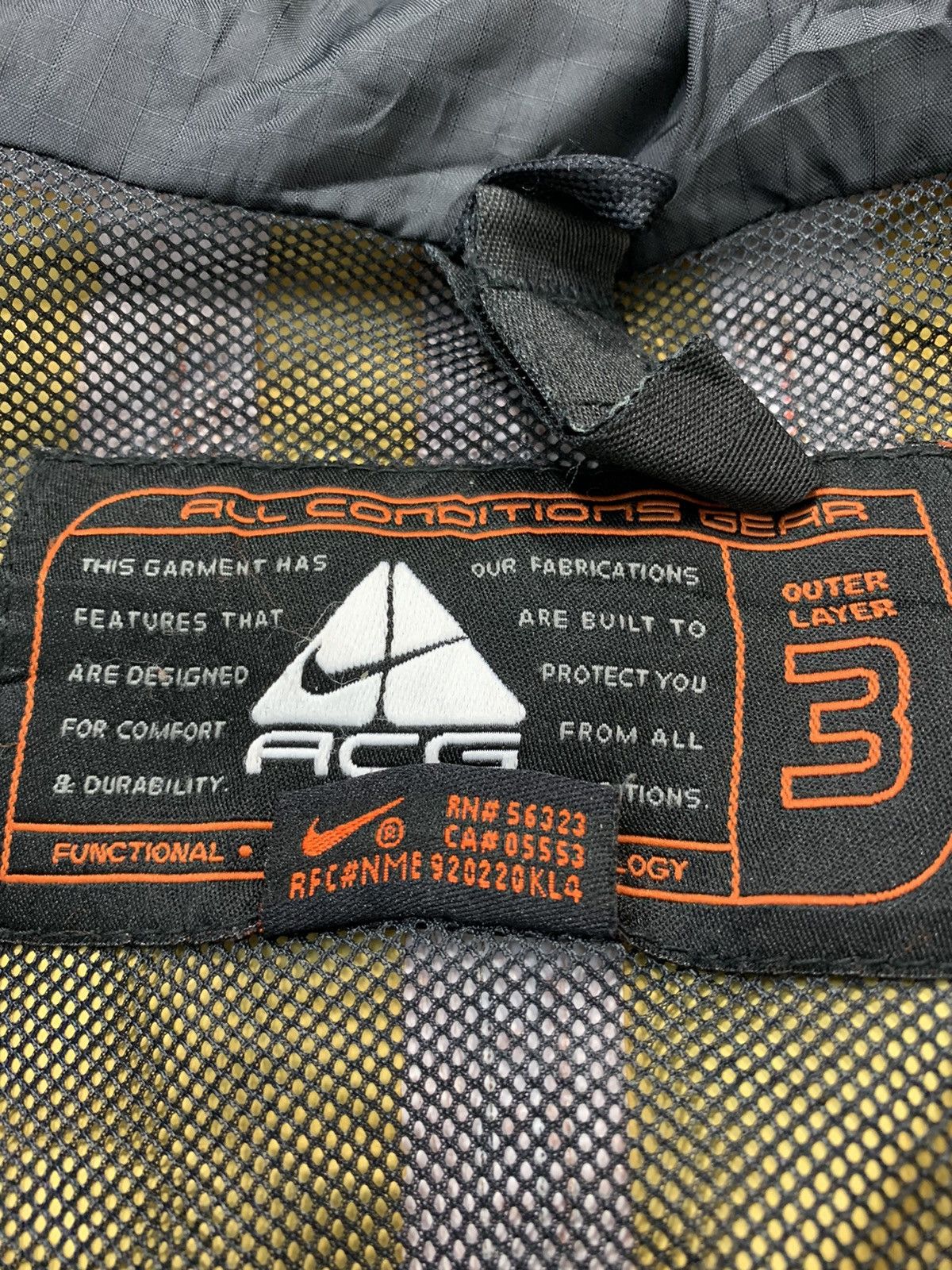 Nike ACG Nike ACG Windbreaker Jacket Storm-Fit 3 Layers Multi Pocket Size US L / EU 52-54 / 3 - 4 Thumbnail