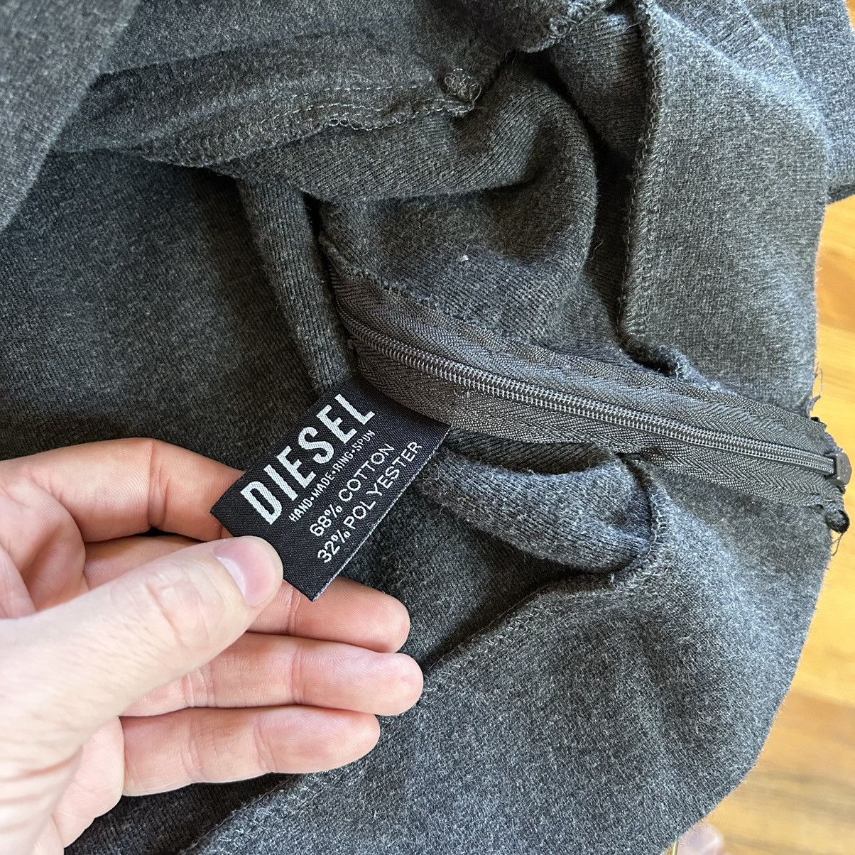 Diesel Y2K BLACK ON BLACK DiESEL RAGLAN HOODiE SWEATSHiRT PULLOVER Size US XL / EU 56 / 4 - 14 Thumbnail