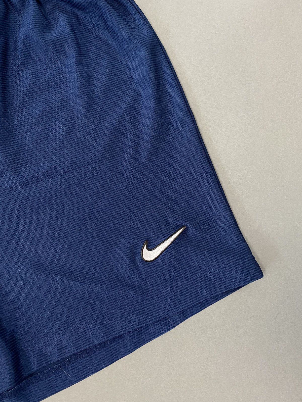 Nike × Vintage 90s Nike vintage navy shorts track pant small swoosh Size US 30 / EU 46 - 2 Thumbnail