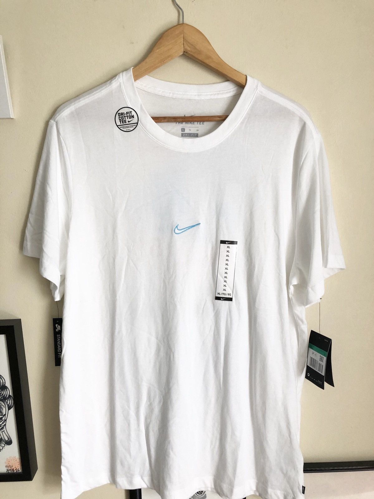Nike Nike SB Skateboarding Summer Cocktail Swoosh logo t-shirt Size US XL / EU 56 / 4 - 2 Thumbnail