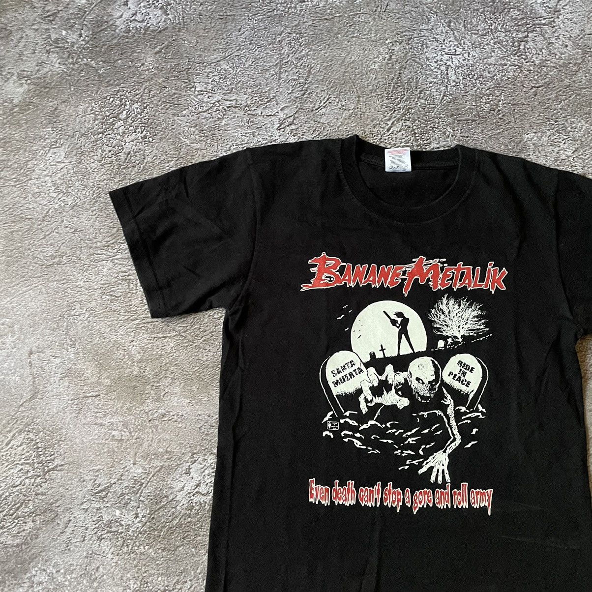 Vintage Vintage Y2K Banane Metalik Graphic Tee Skulls Grunge Faded M Size US M / EU 48-50 / 2 - 6 Thumbnail